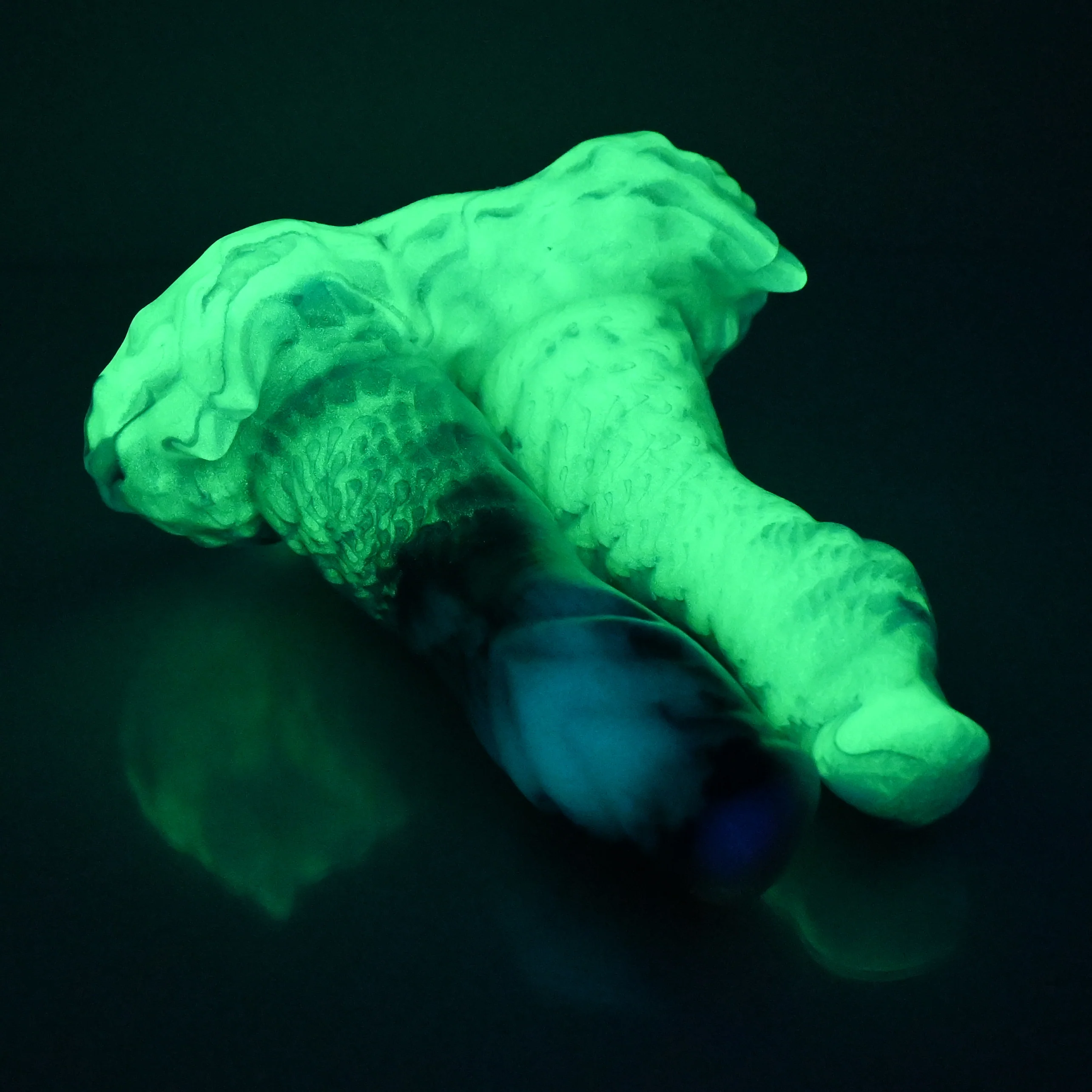A2MAX18 Auren Small Medium UV GITD - Image 4