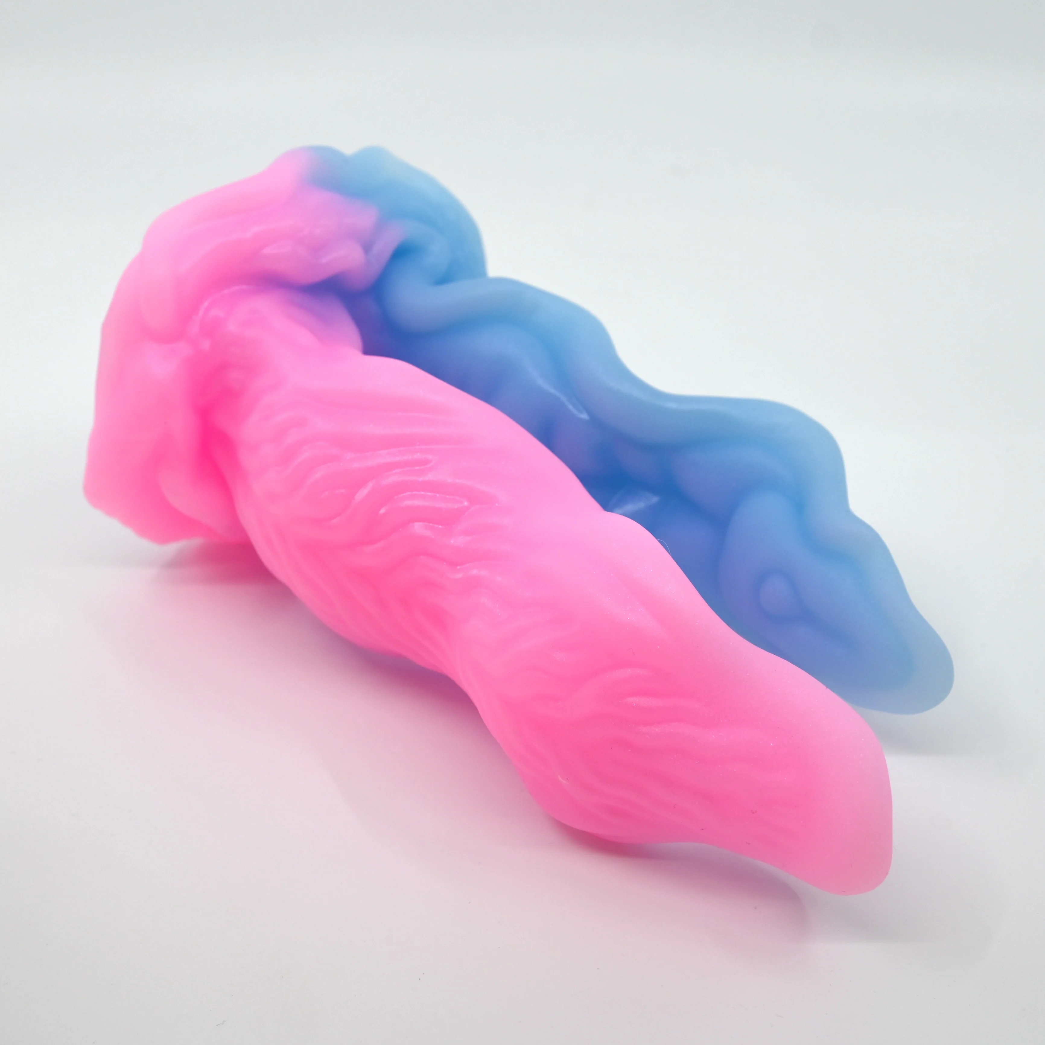 A4MGU66 Alara Large 0050 UV GITD - Image 2