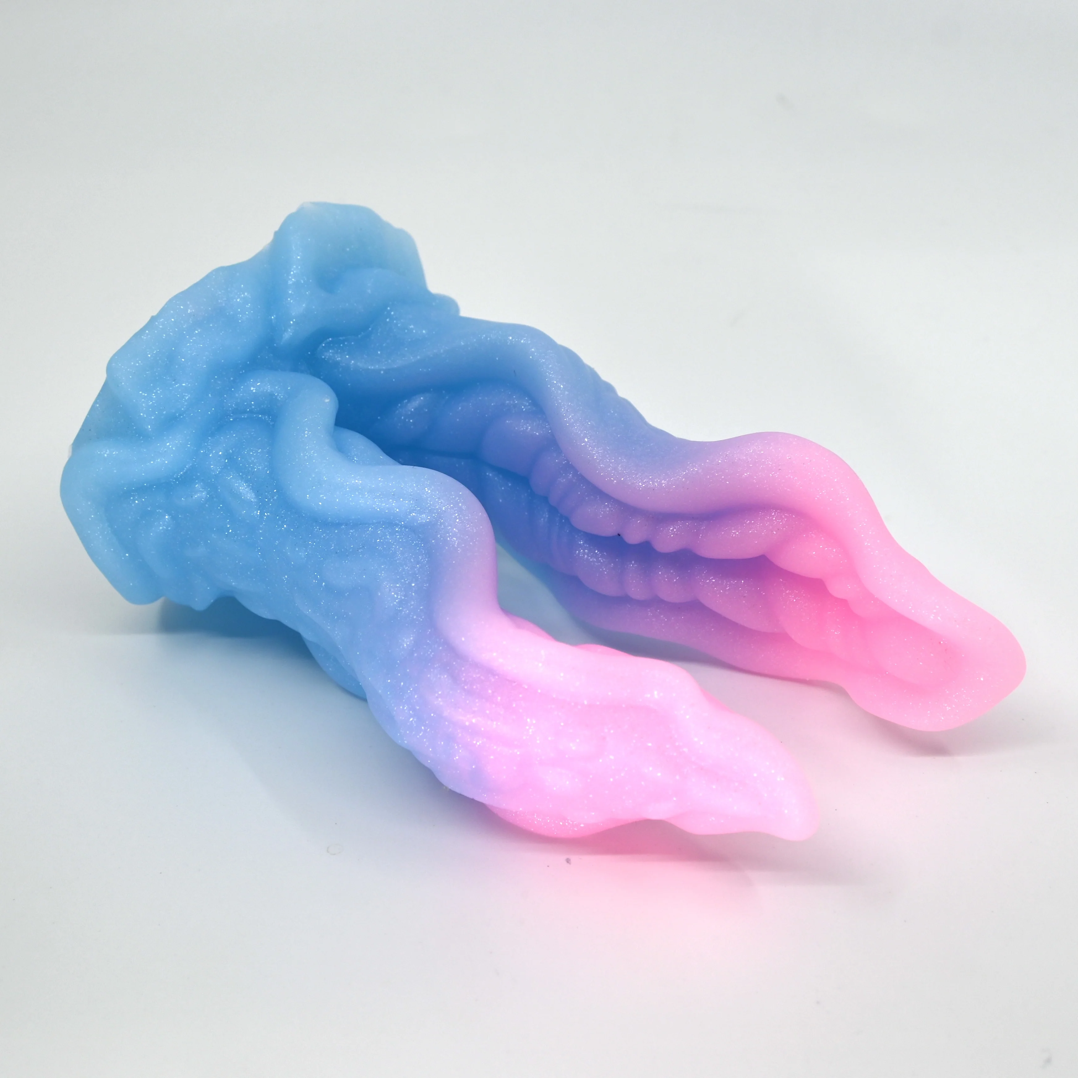A3MGG43 Alara Medium 0050 UV GITD