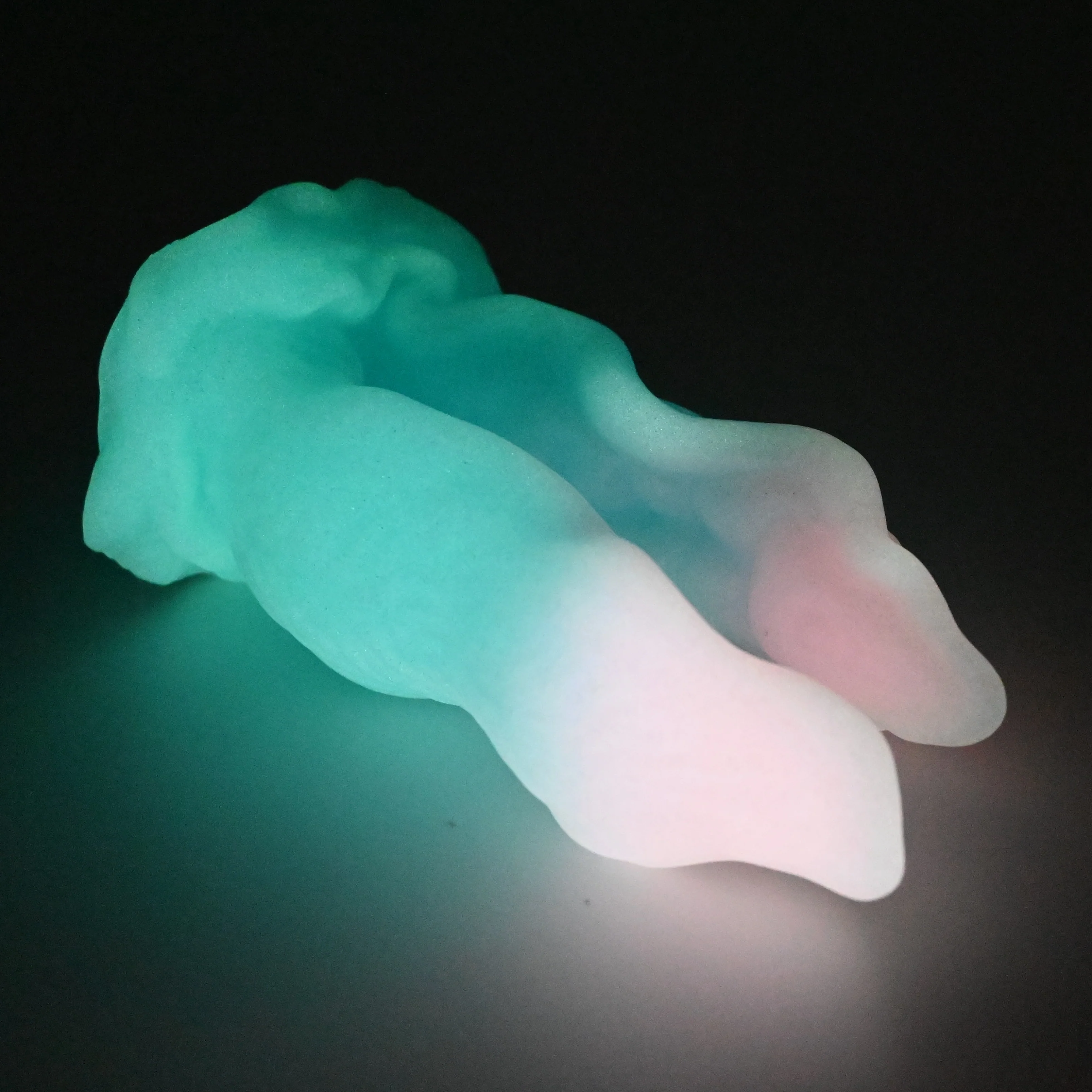 A3MGG43 Alara Medium 0050 UV GITD - Image 4