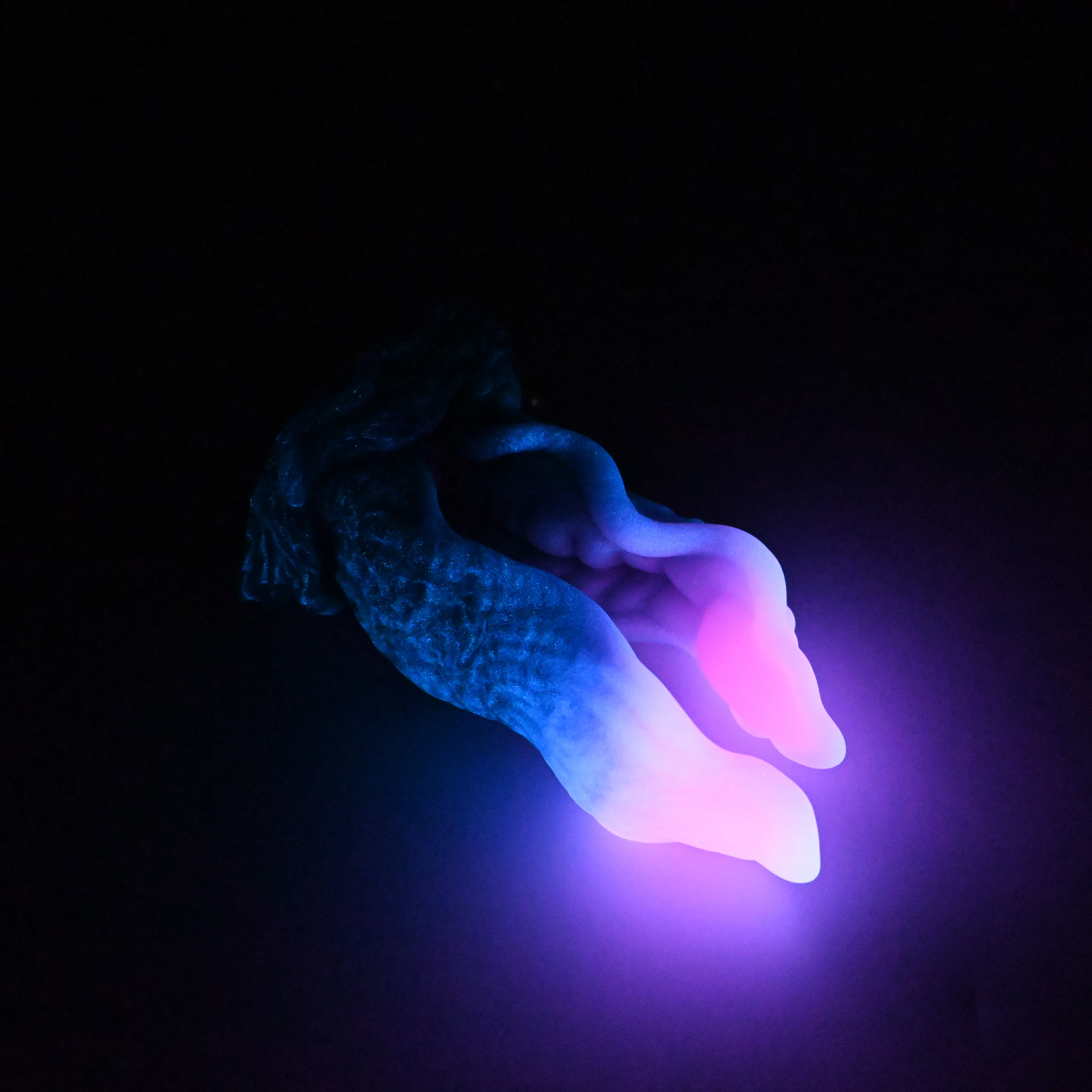 A2MJK90 Alara Small 0050 UV GITD - Image 4