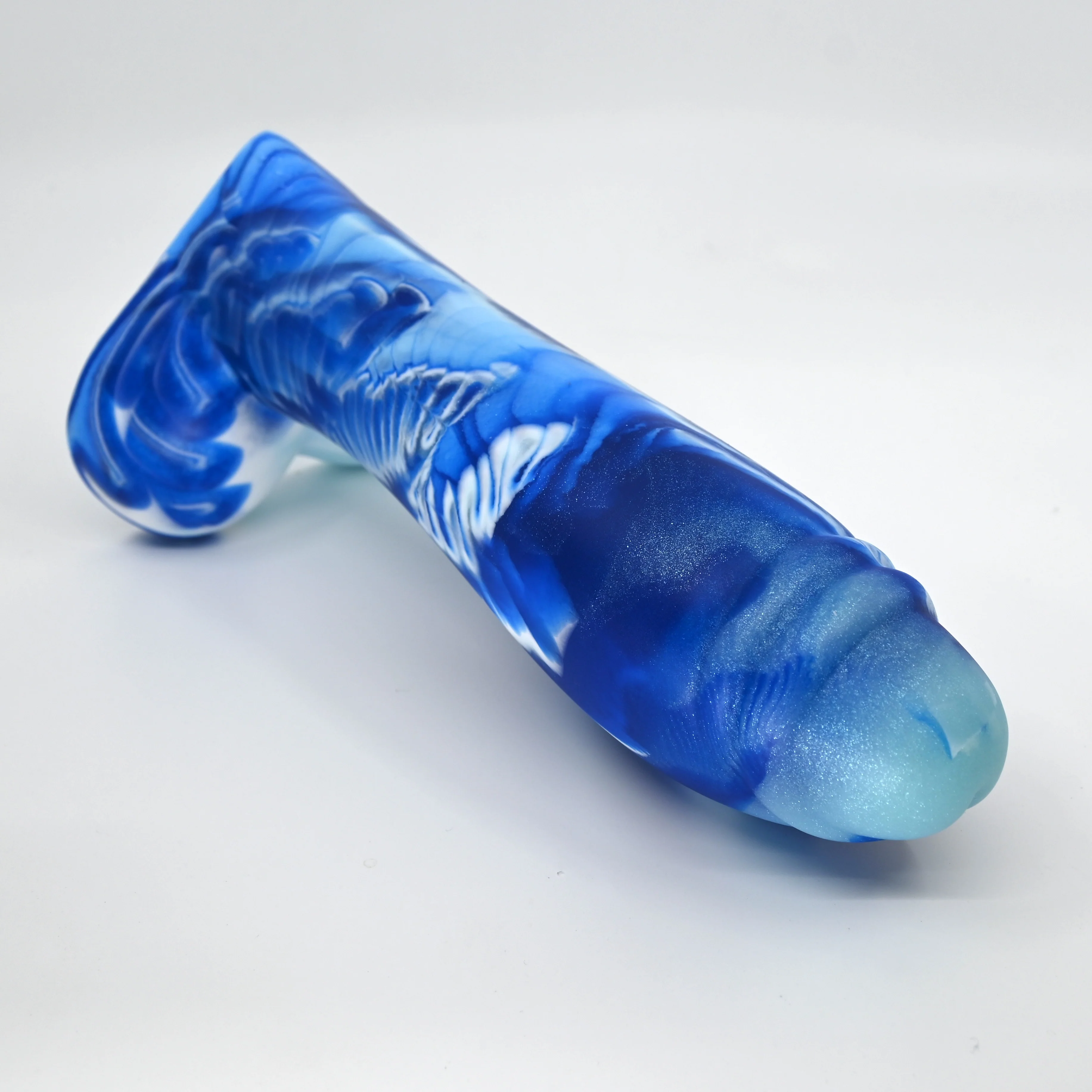 Q4MGJ17 Aquus Large 0050 UV GITD