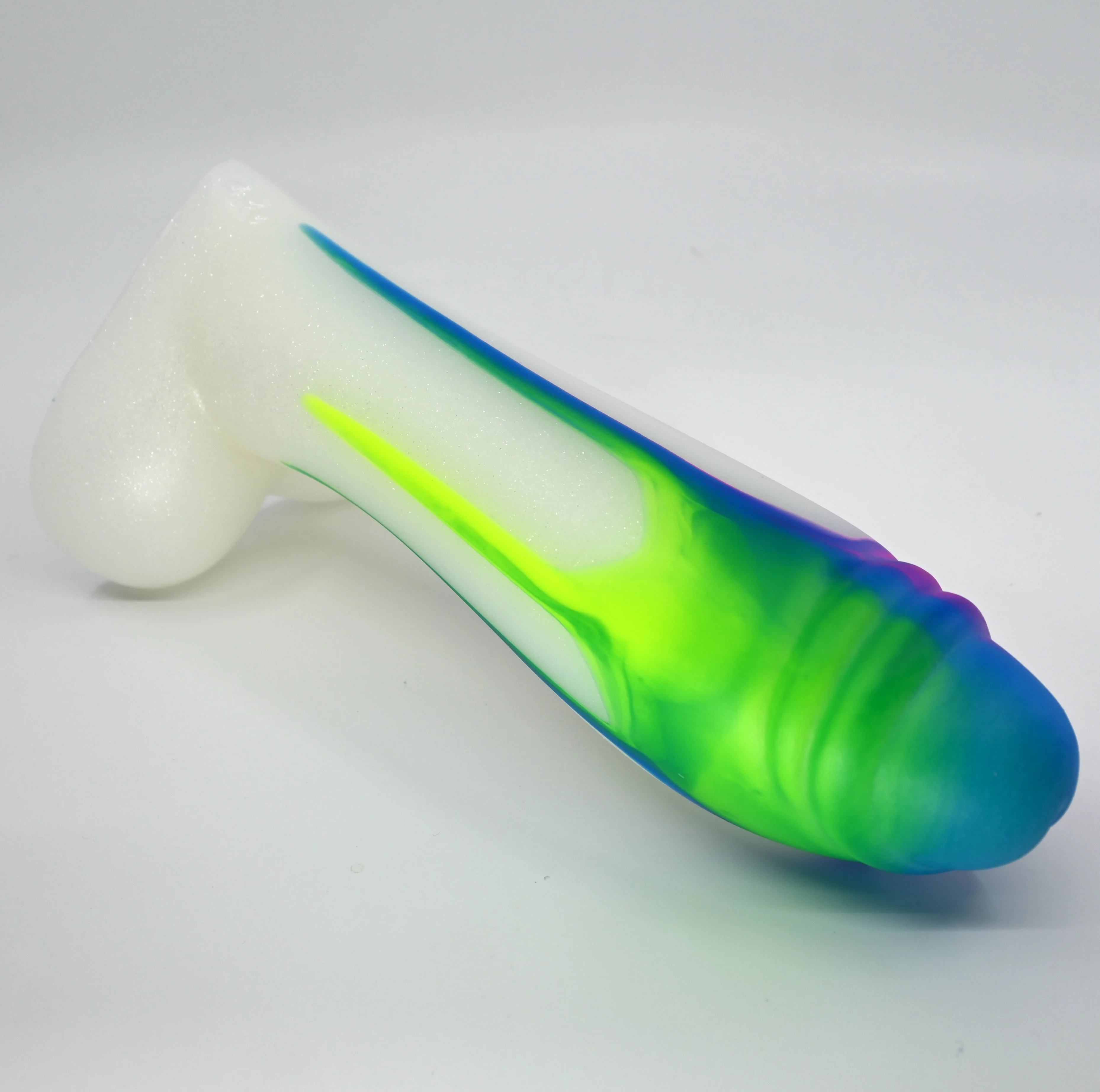 Q4MGJ18 Aquus Large 0050 UV GITD - Image 2