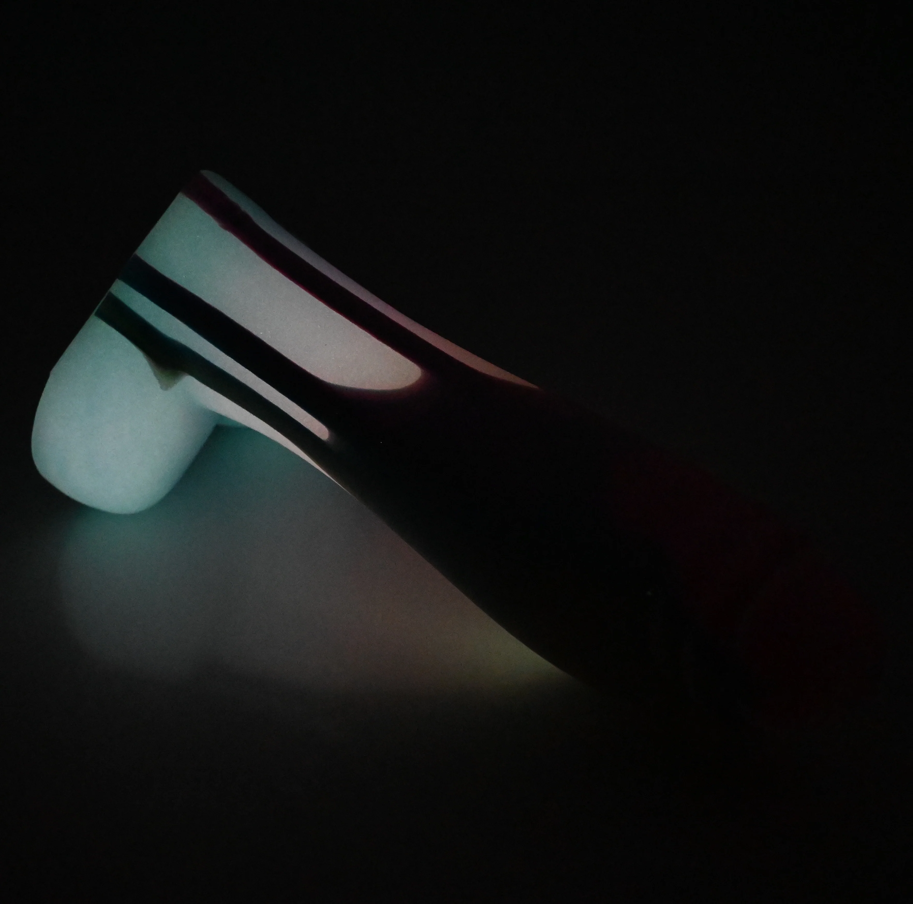 Q3SFC62 Aquus Medium 0030 UV GITD - Image 4