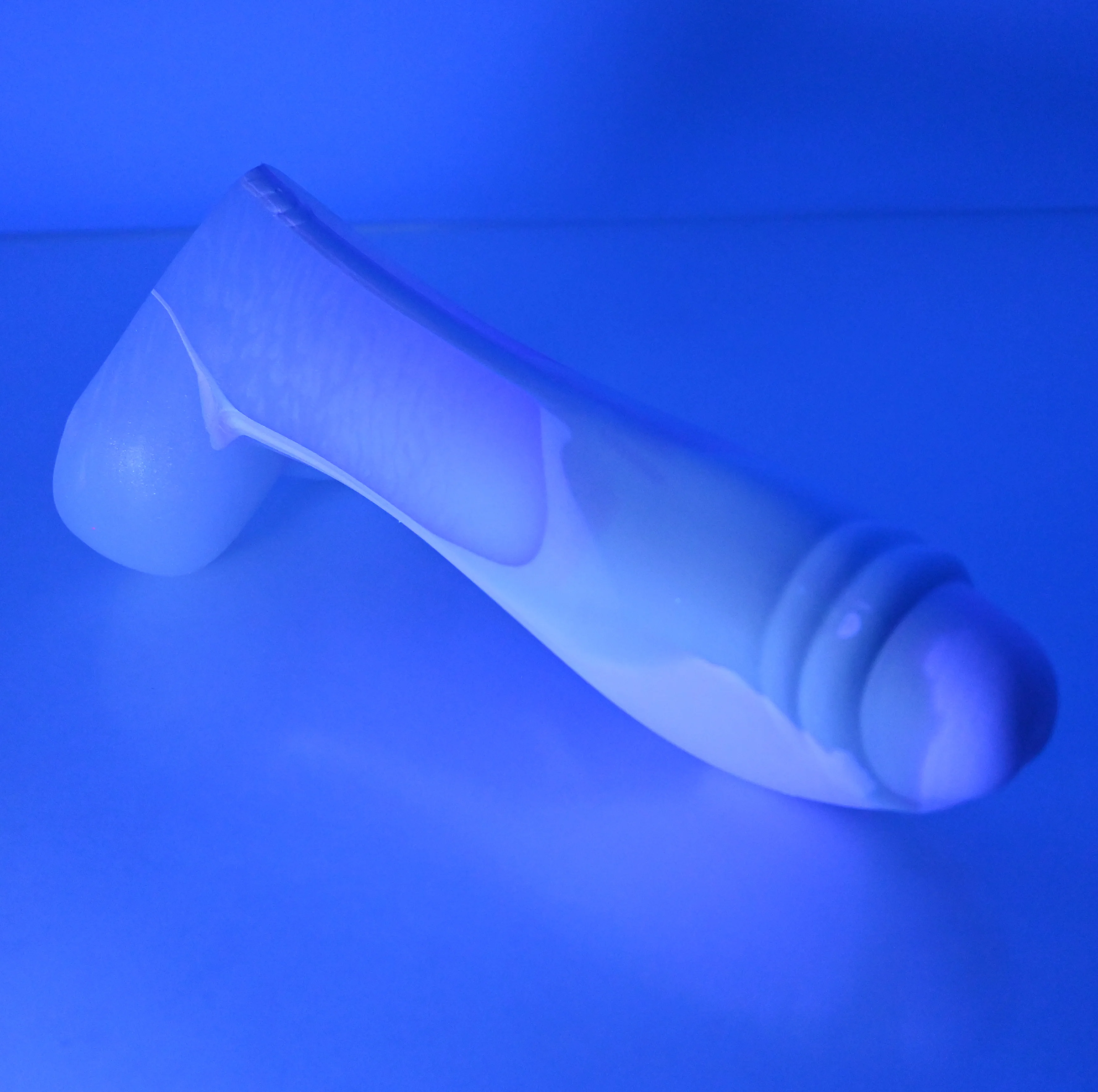 Q3MFE34 Aquus Medium 0050 UV GITD - Image 3