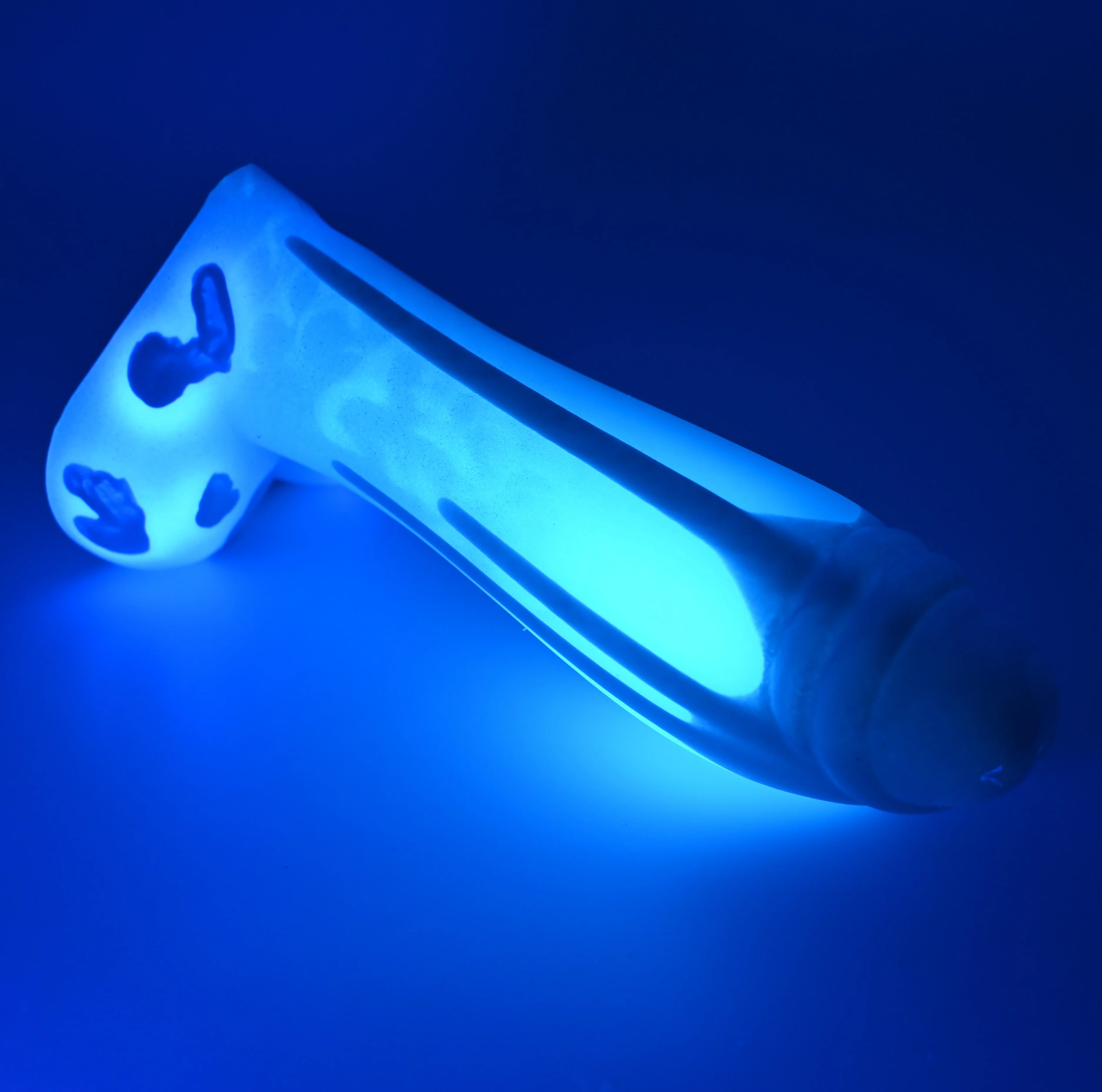 Q3SGS20 Aquus Medium 0030 UV GITD - Image 3