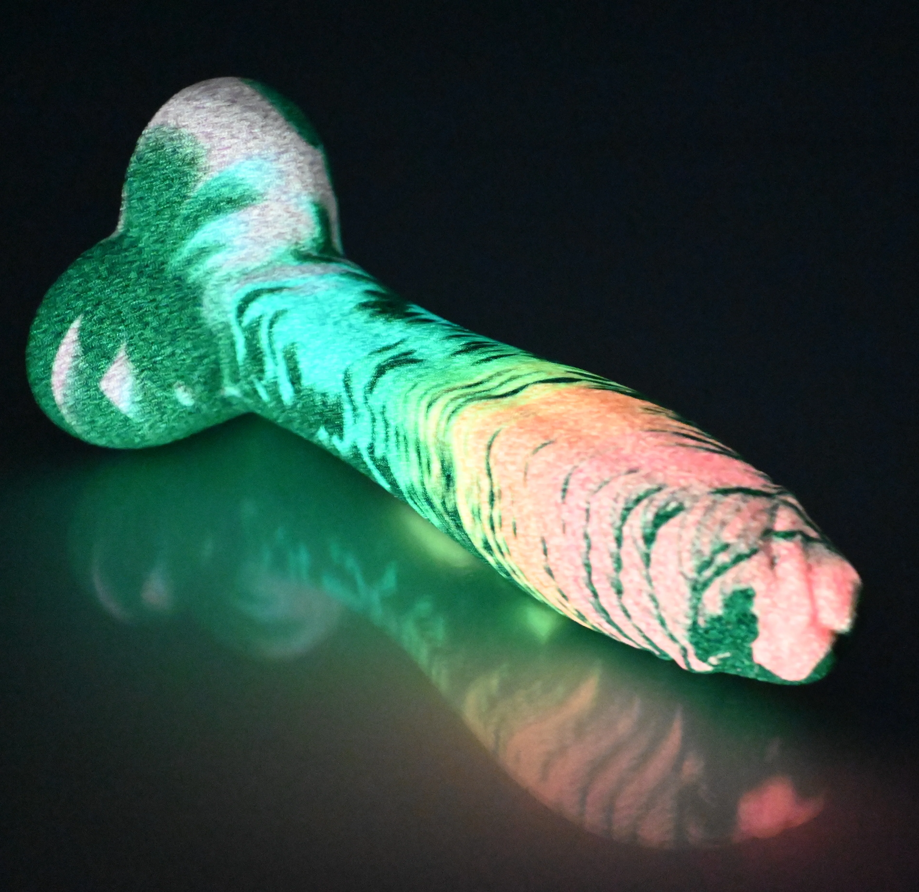 Q3SDX66 Aquus Medium 0030 UV GITD - Image 4