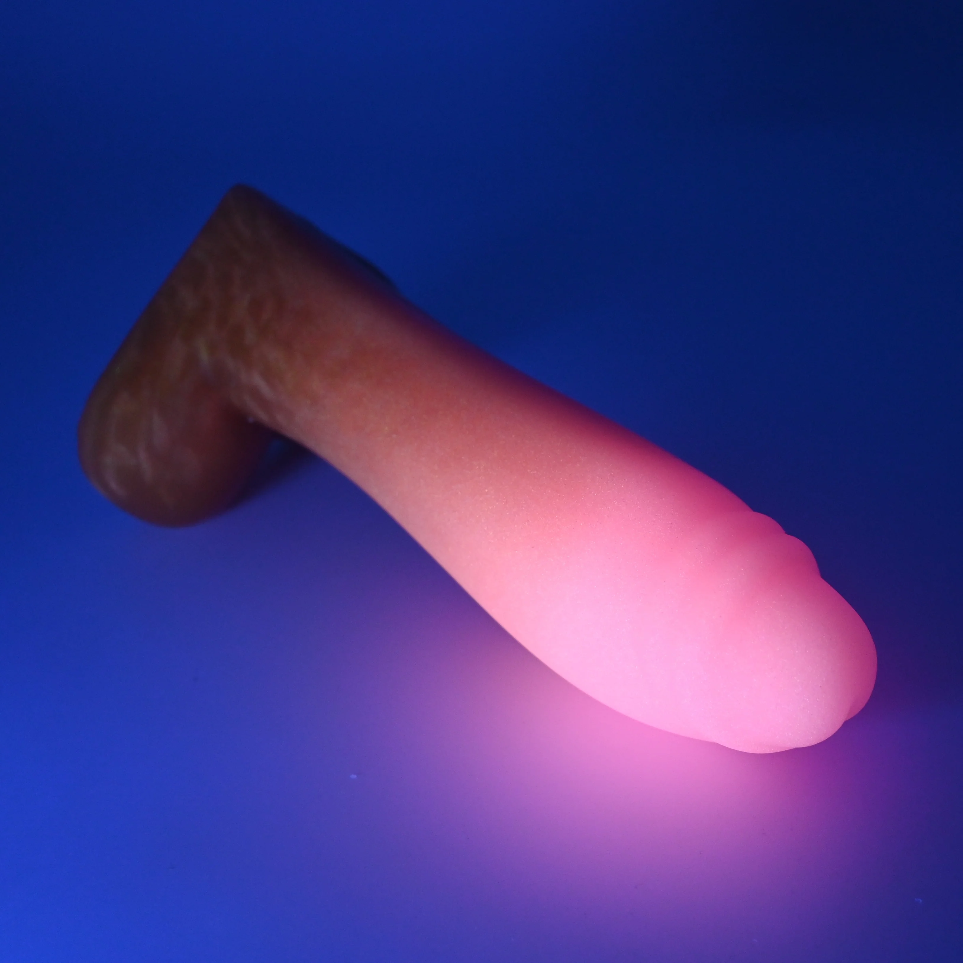 Q2SGL39 Aquus Small 0030 UV GITD - Image 3