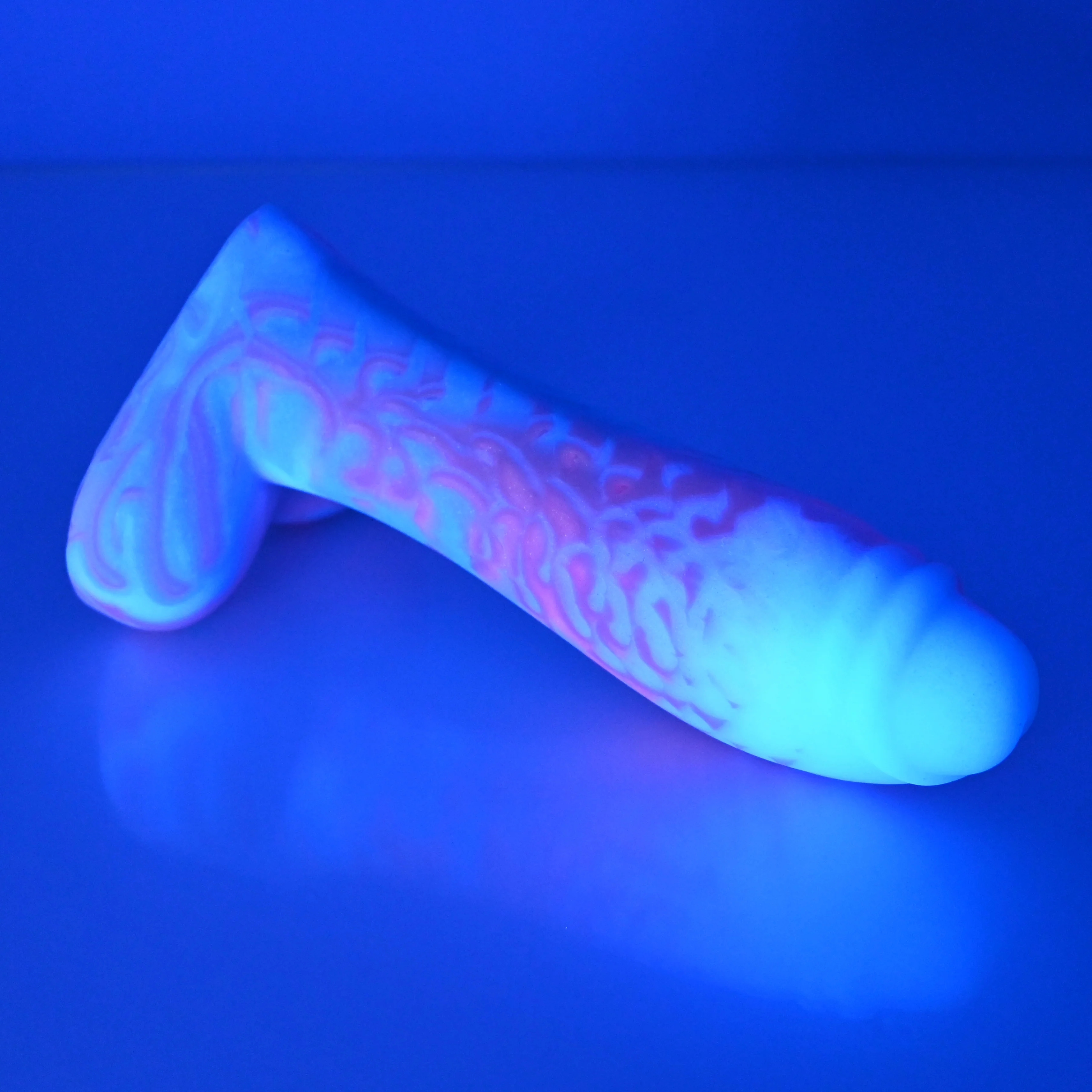 Q2MDZ00 Aquus Small 0050 UV GITD - Image 3