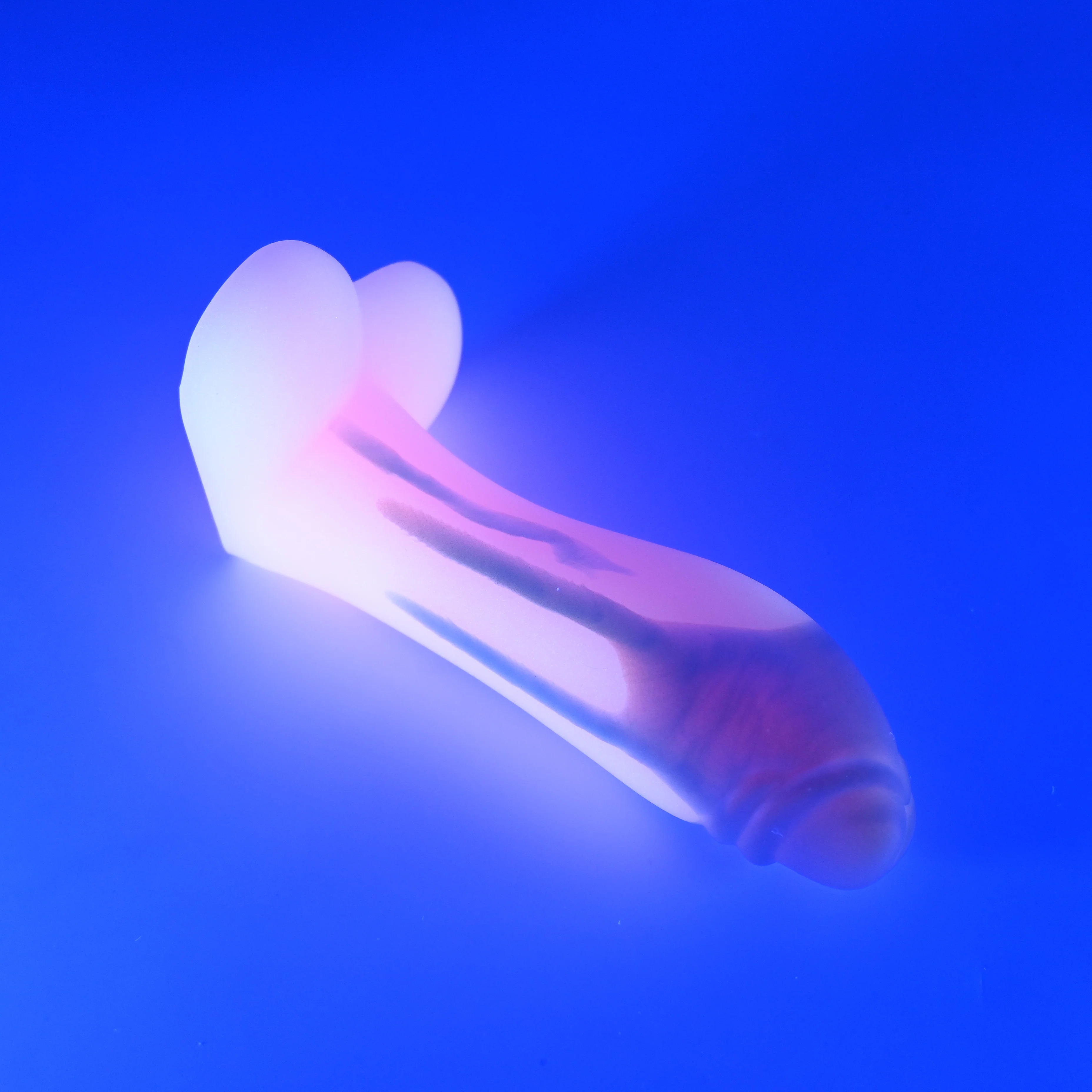 Q2MJH79 Aquus Small 0050 UV GITD CS - Image 3