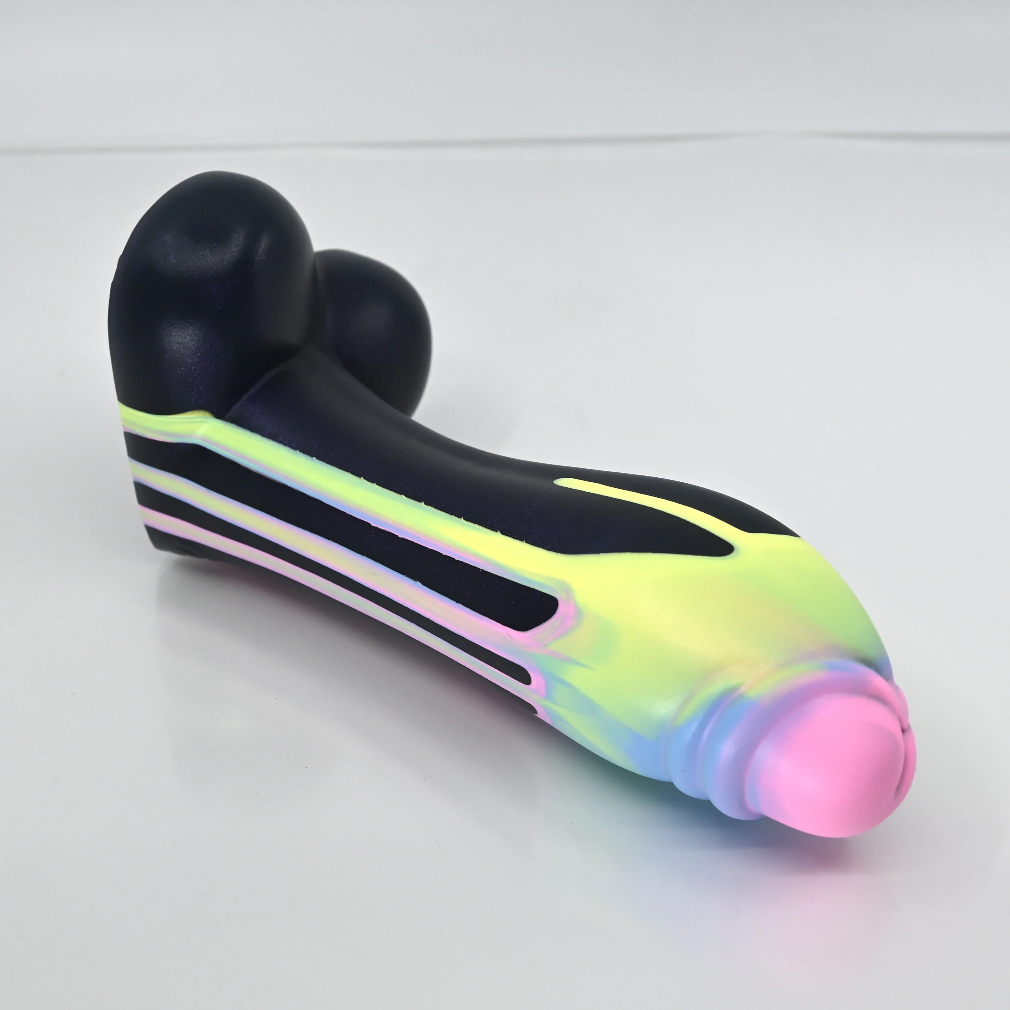 Q2MEY97 Aquus Small 0030 UV