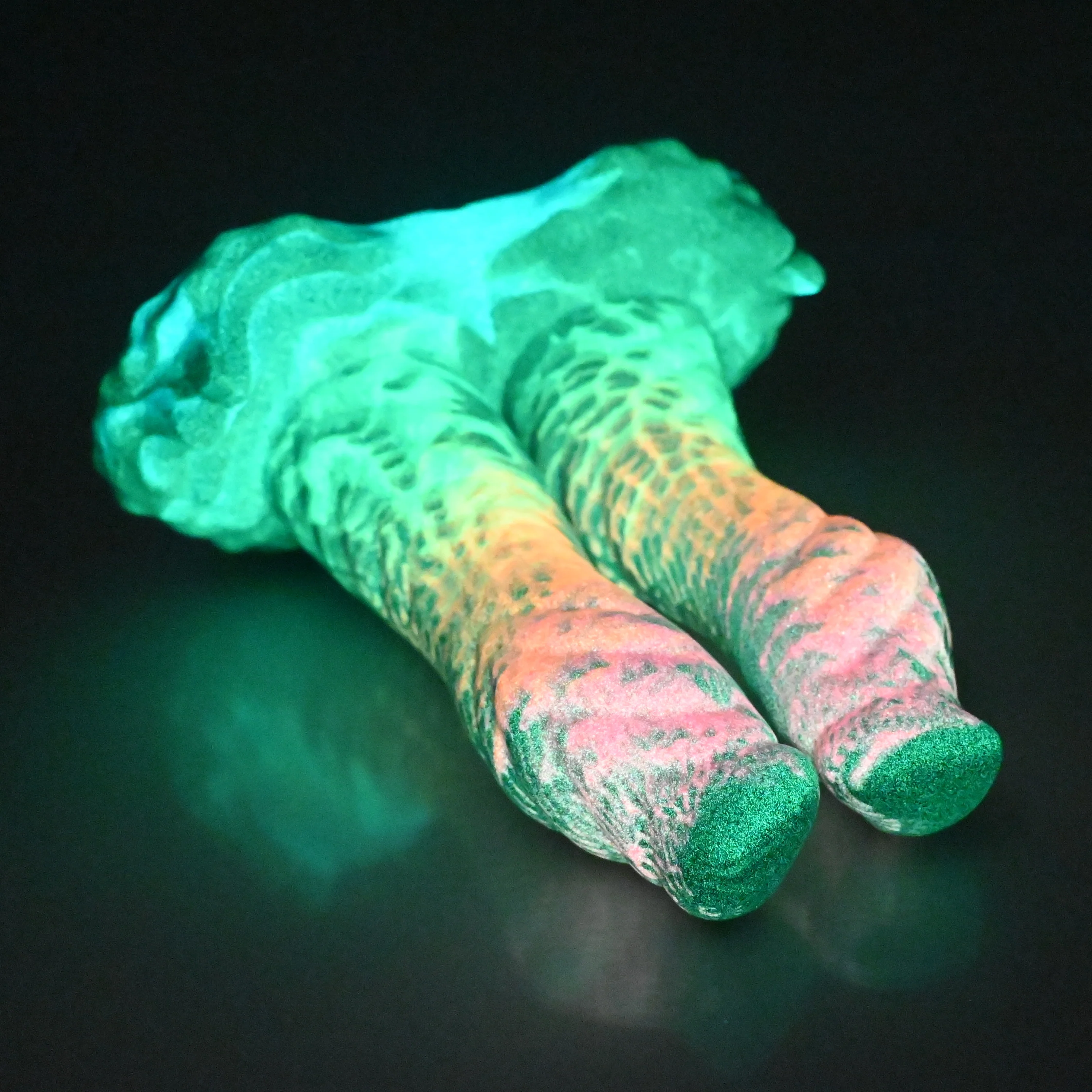 A2MBM23 Auren Small 0050 UV GITD - Image 4