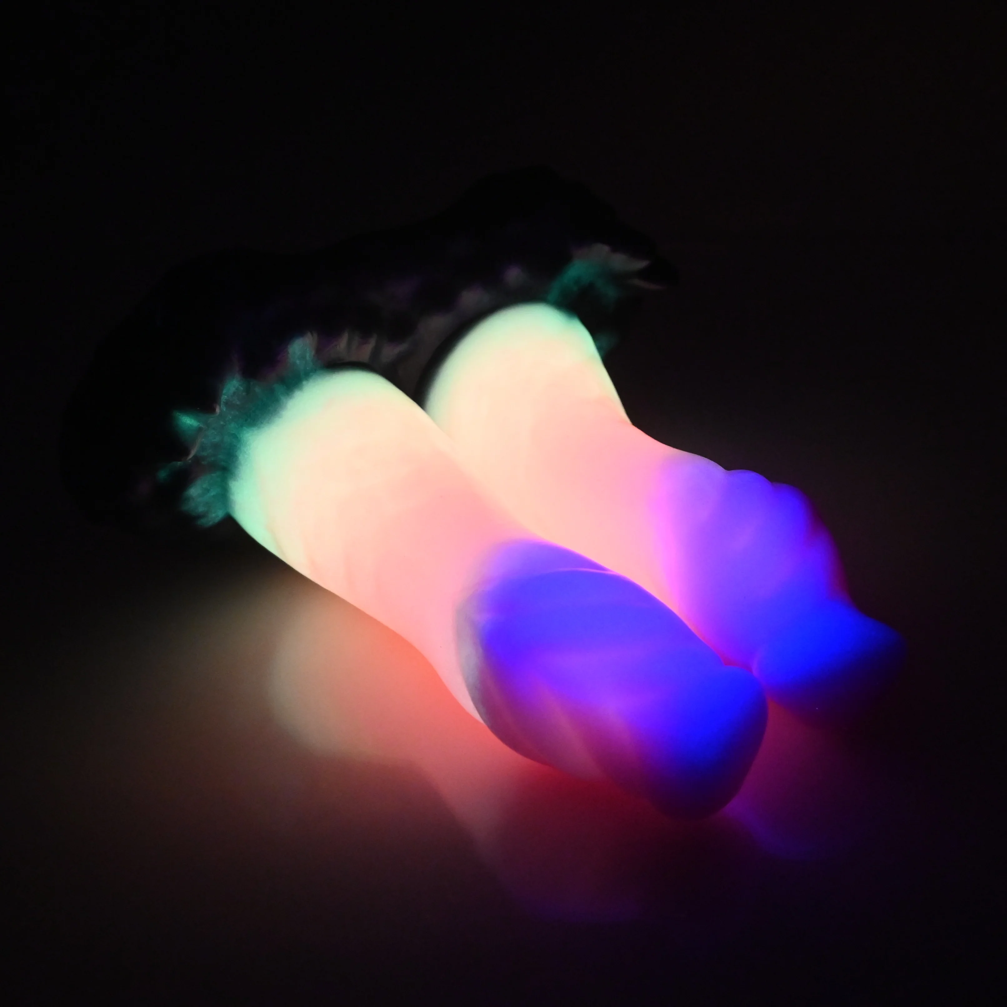 A2MBM22 Auren Small 0050 UV GITD - Image 4