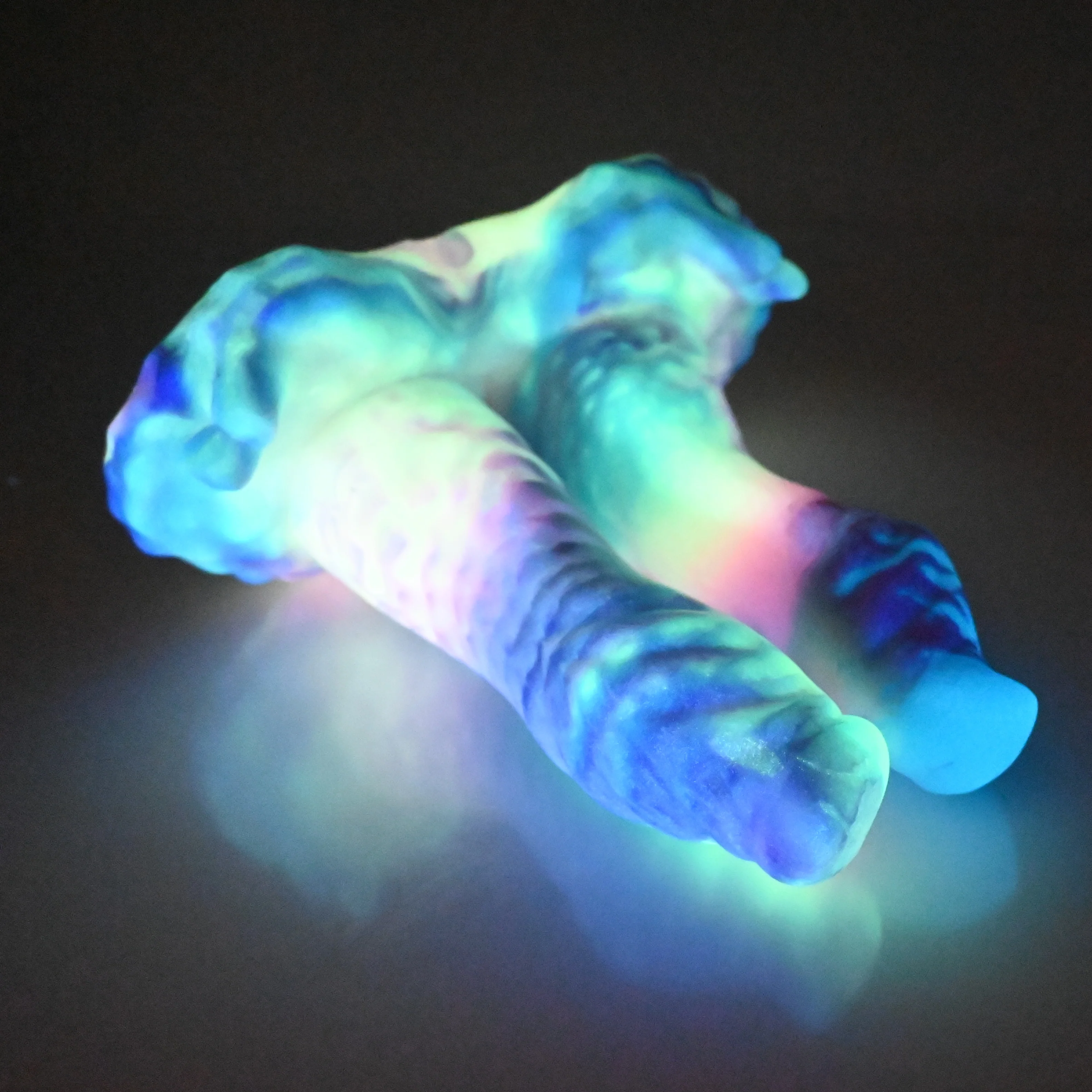 A2MBP46 Auren Small 0050 UV GITD - Image 4