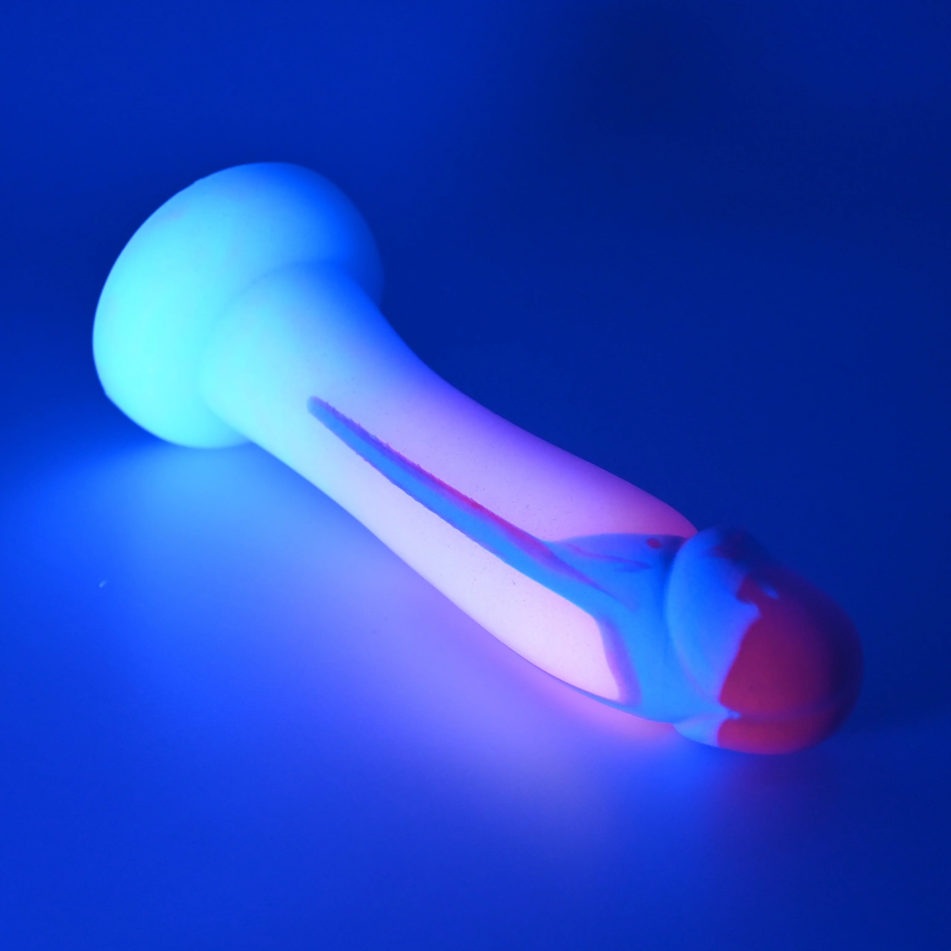 Z2MGU42 Caelus Small 0050 UV GITD - Image 3