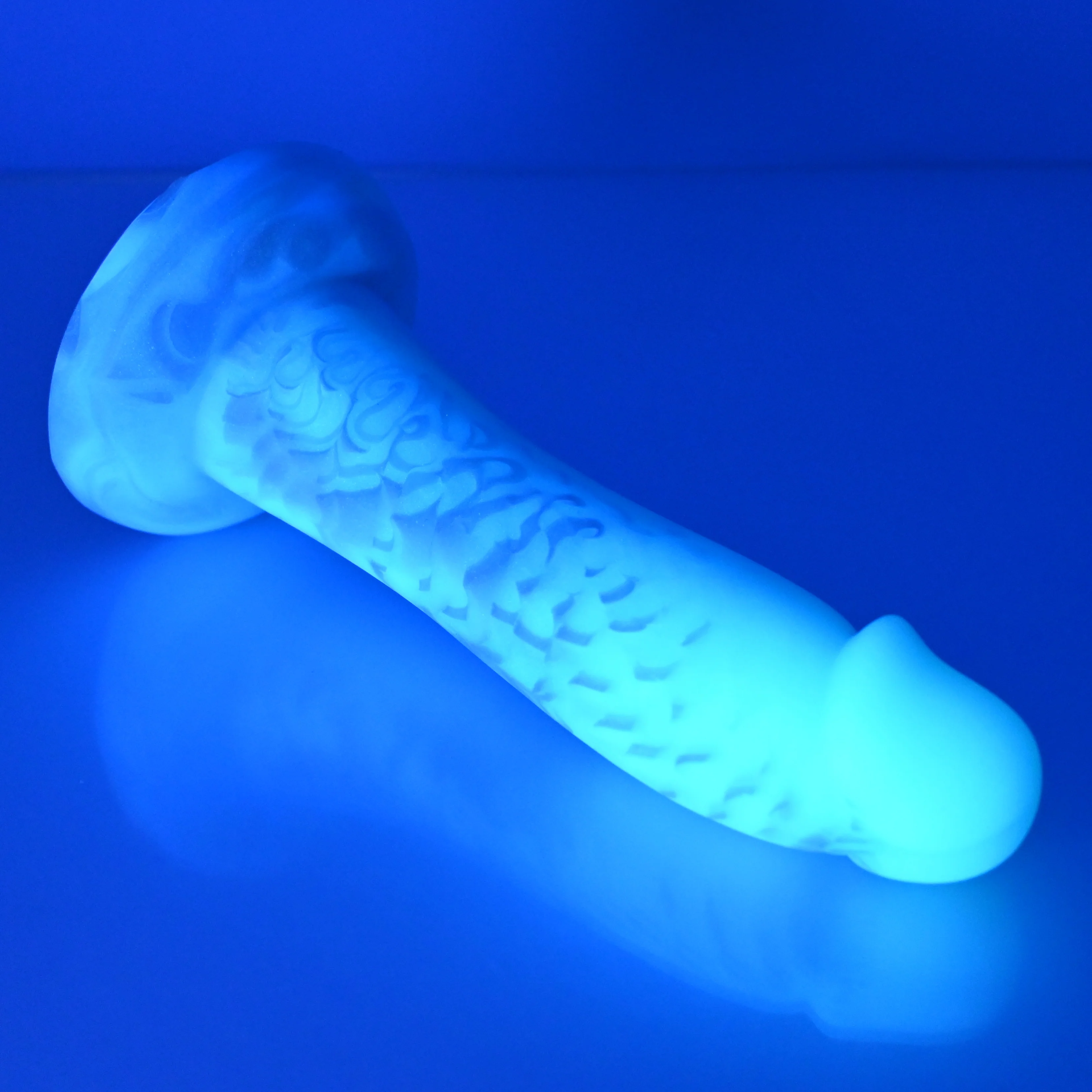 Z2MEB94 Caelus Small 0050 UV GITD - Image 3
