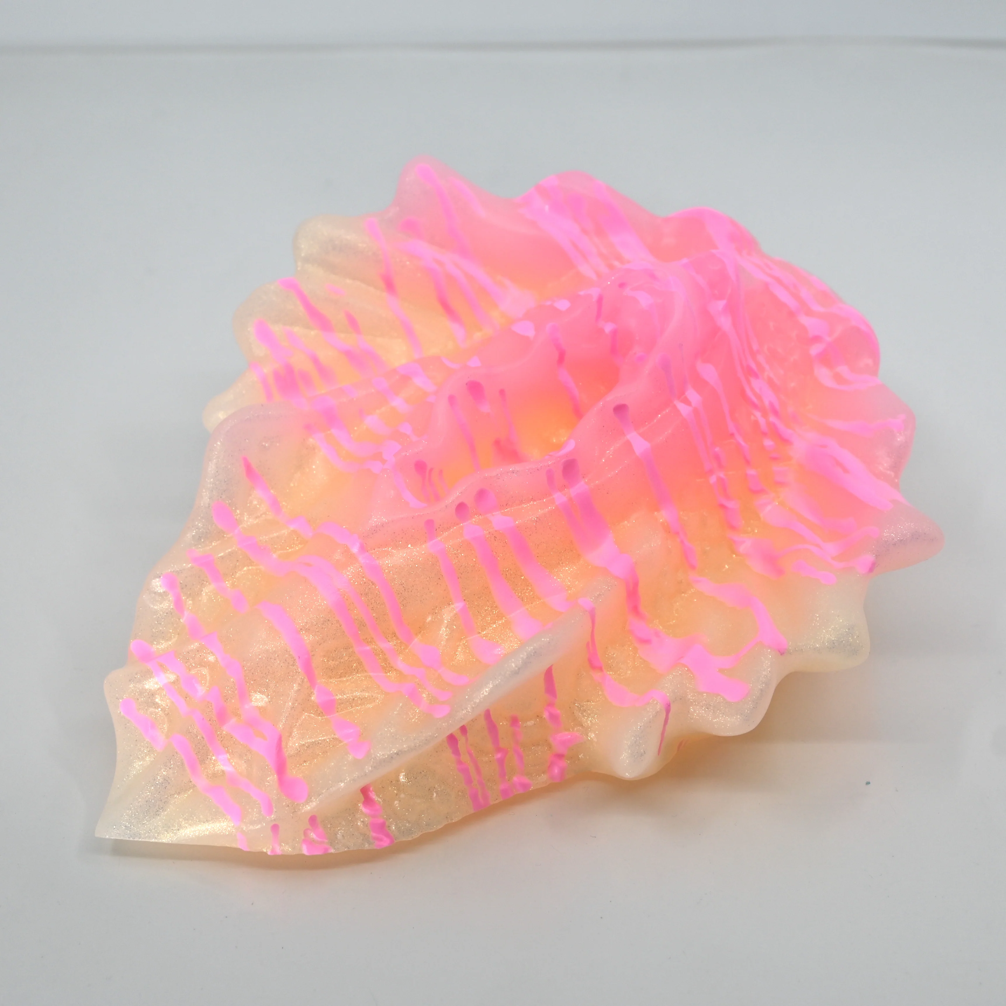 C4XEY38 Calypso Large 0020 UV GITD
