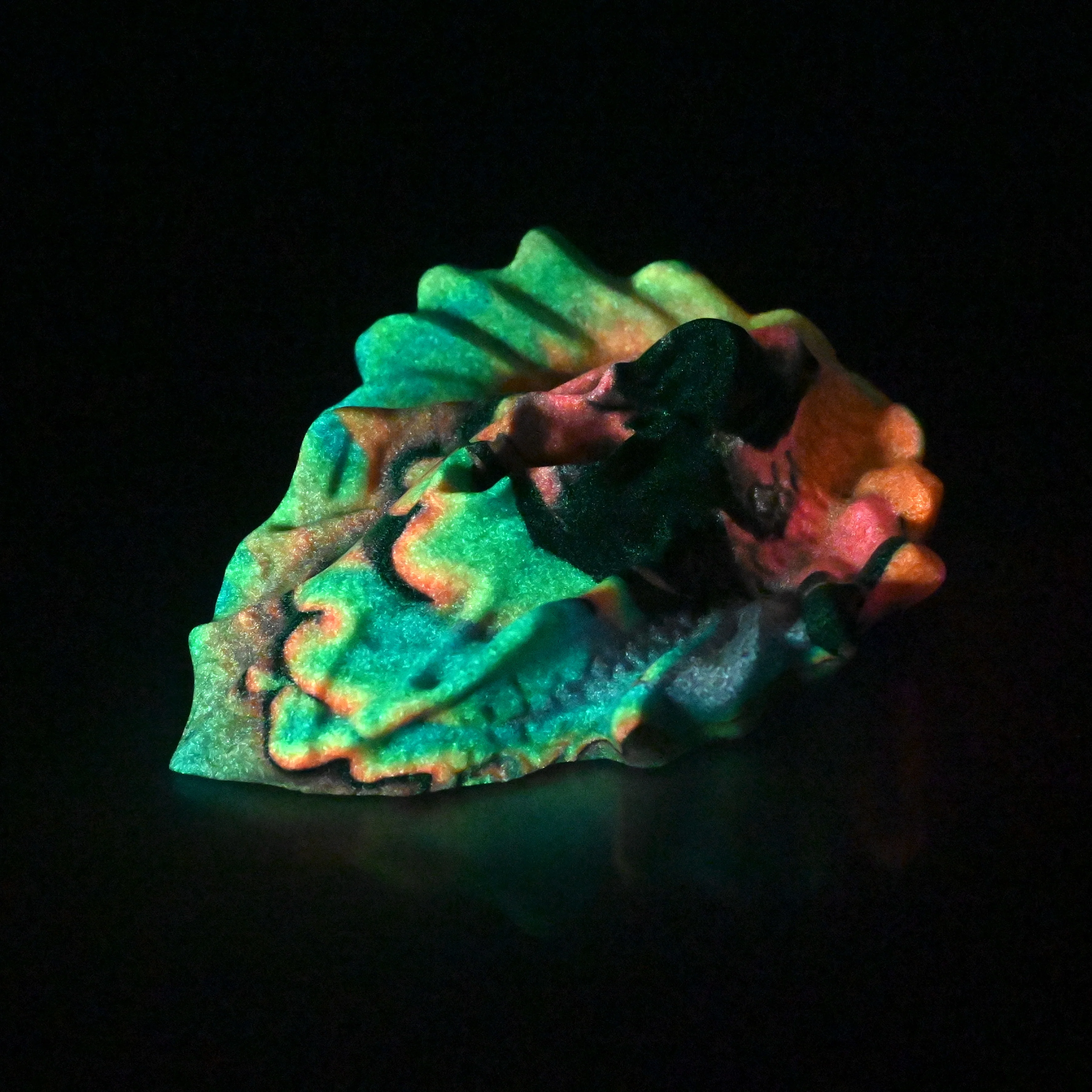 C4SDD98 Calypso Large 0030 UV GITD - Image 4