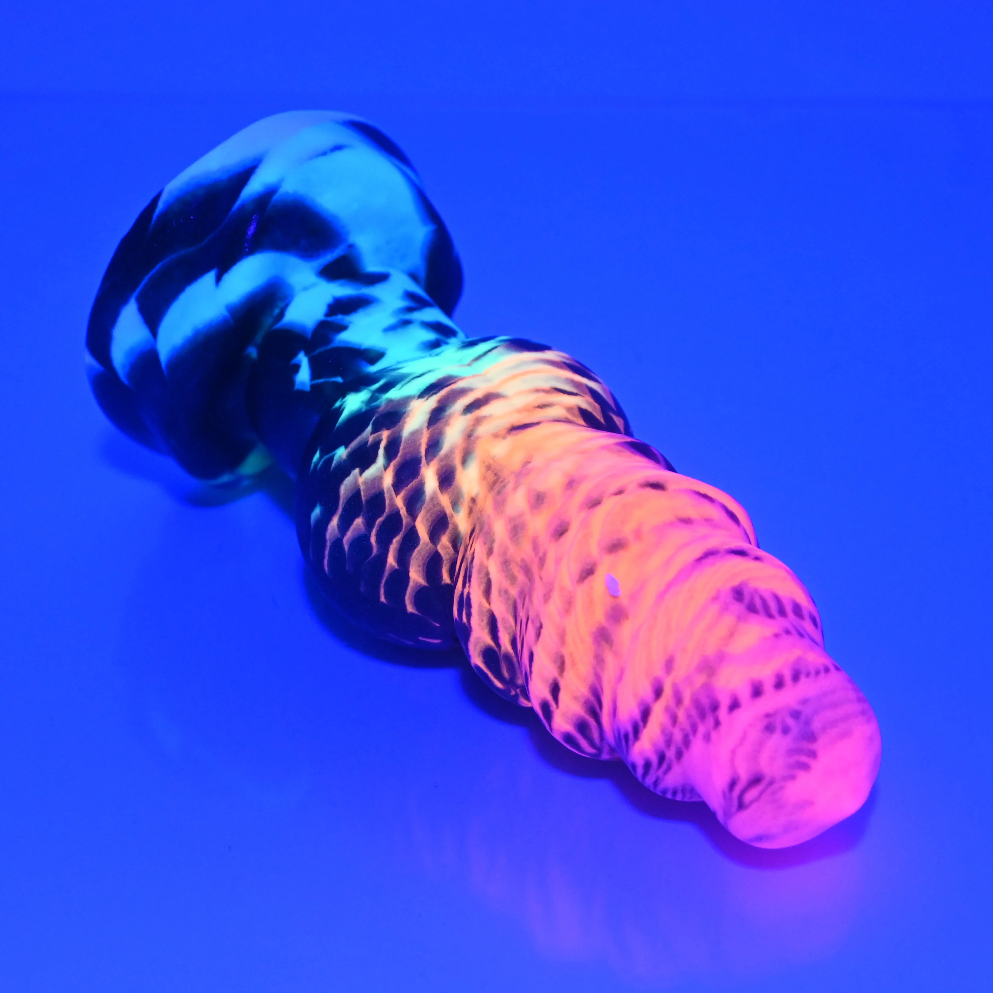 P2MBJ17 Pluto Small Medium UV GITD - Image 3