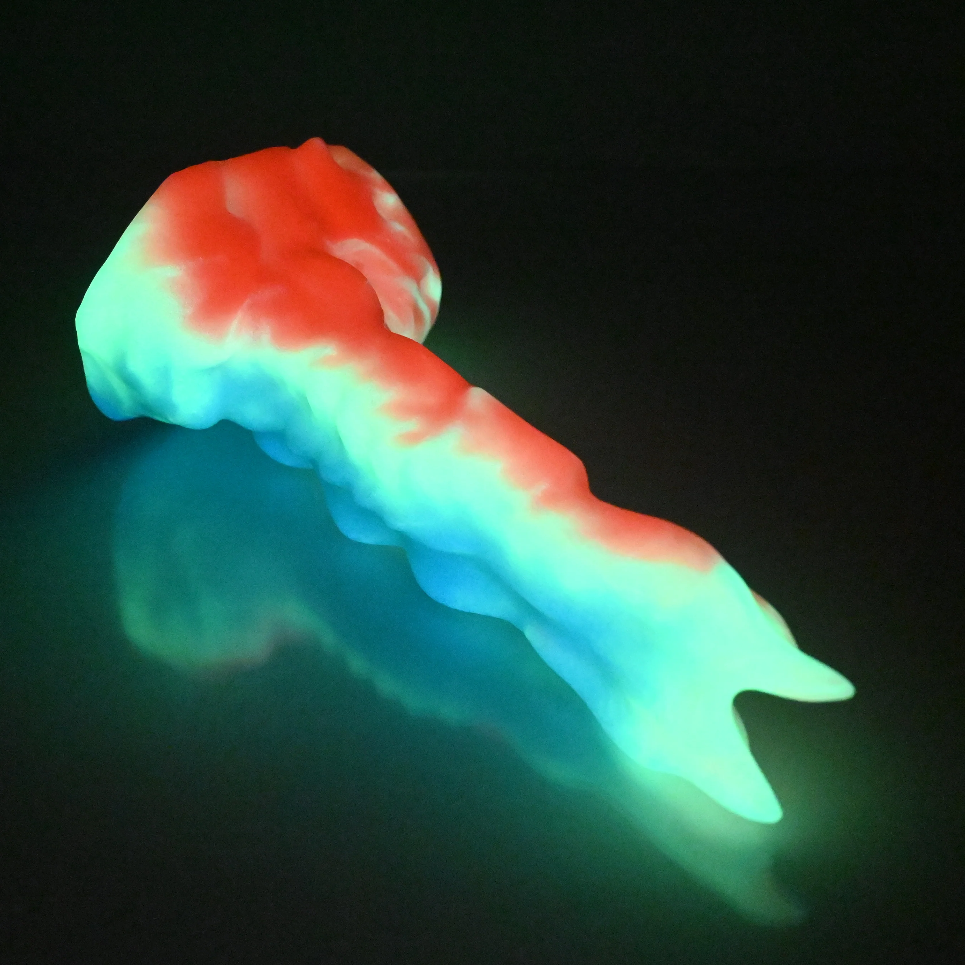 V2MBJ48 Snark's Maw Small Medium UV GITD - Image 4