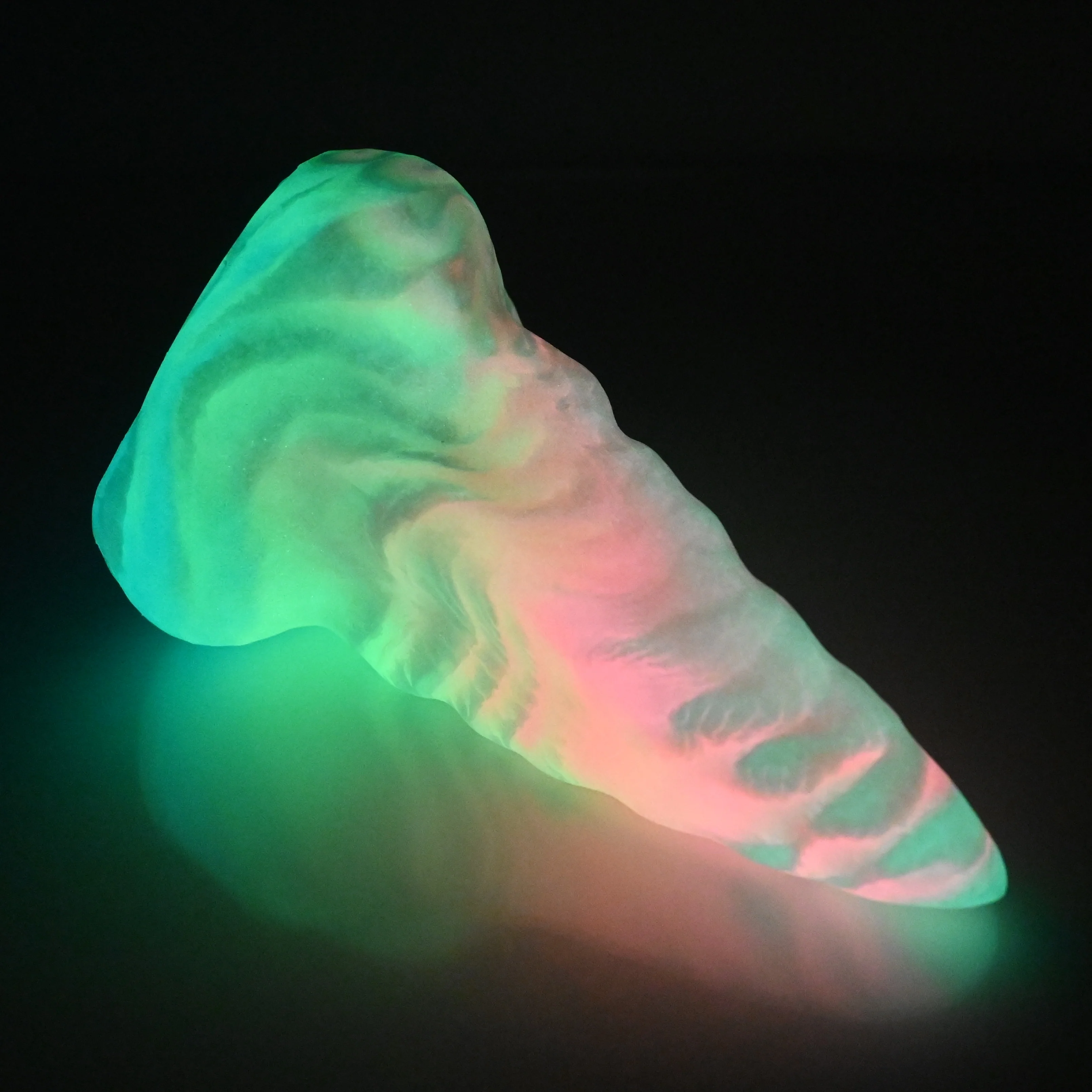 D2SBZ40 Dragon Tail Small 0030 UV GITD - Image 4