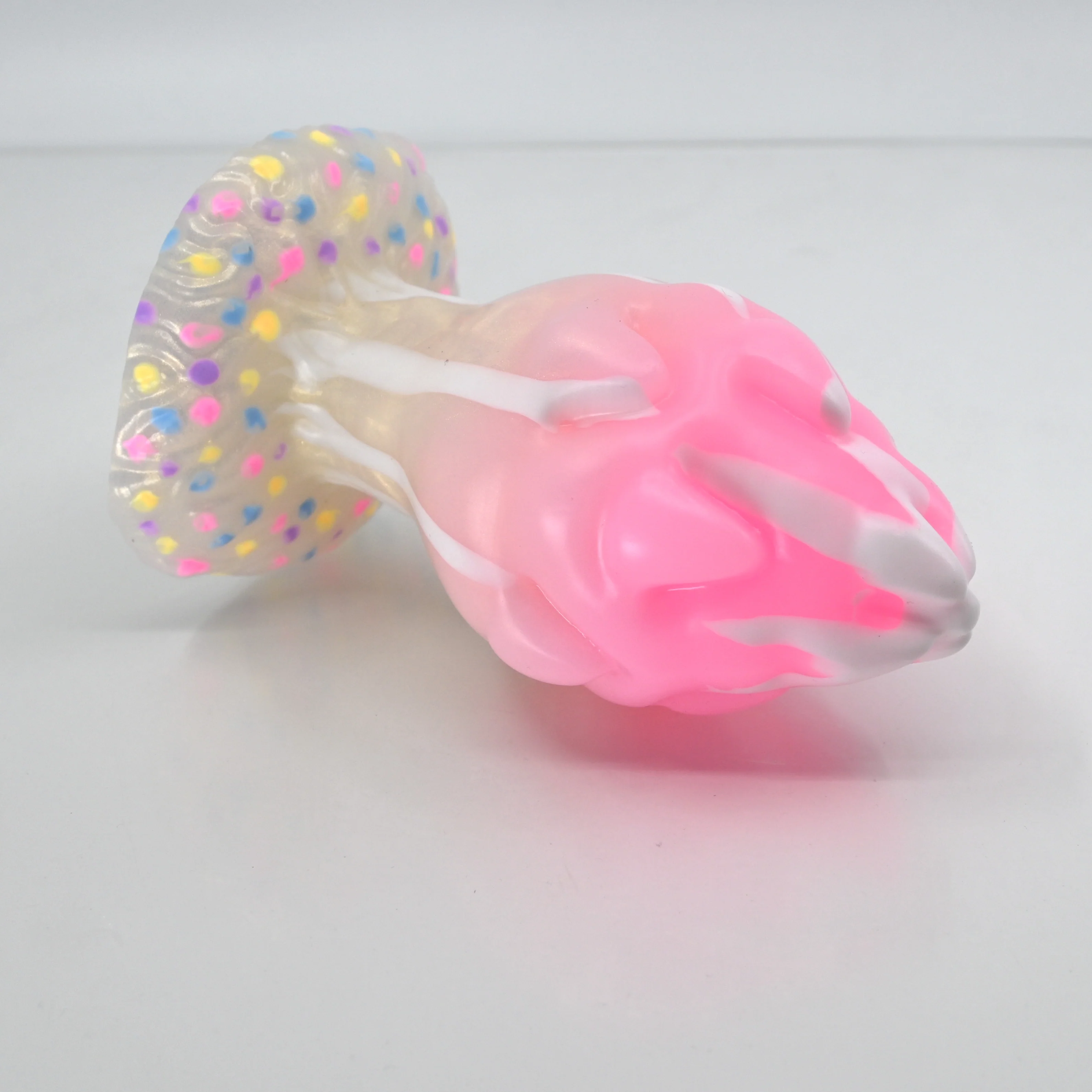 F4SCU82 Dragonfruit Plug Large 0030 UV GITD