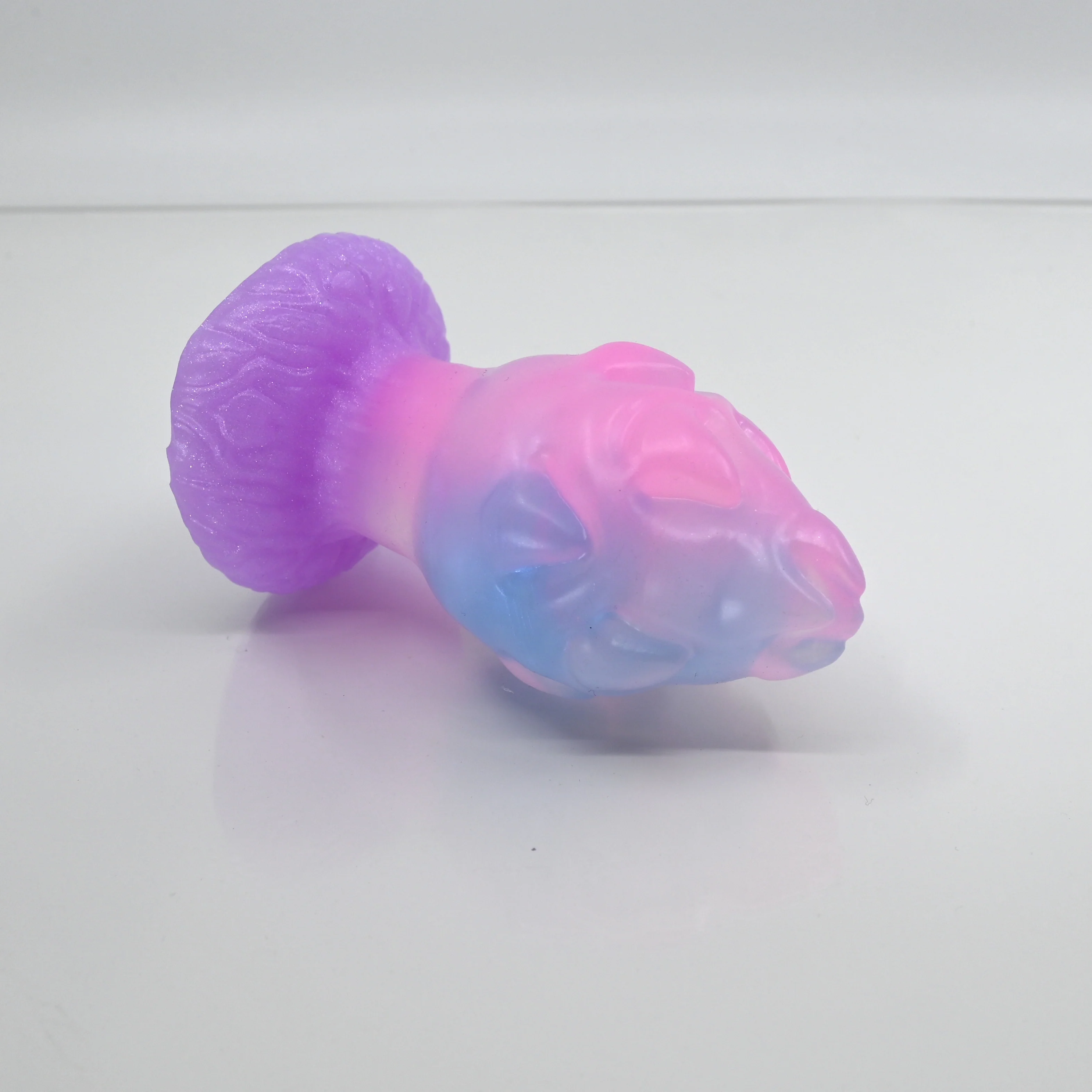 F3TCH67 Dragonfruit Plug Medium NC 0031 UV GITD - Image 2