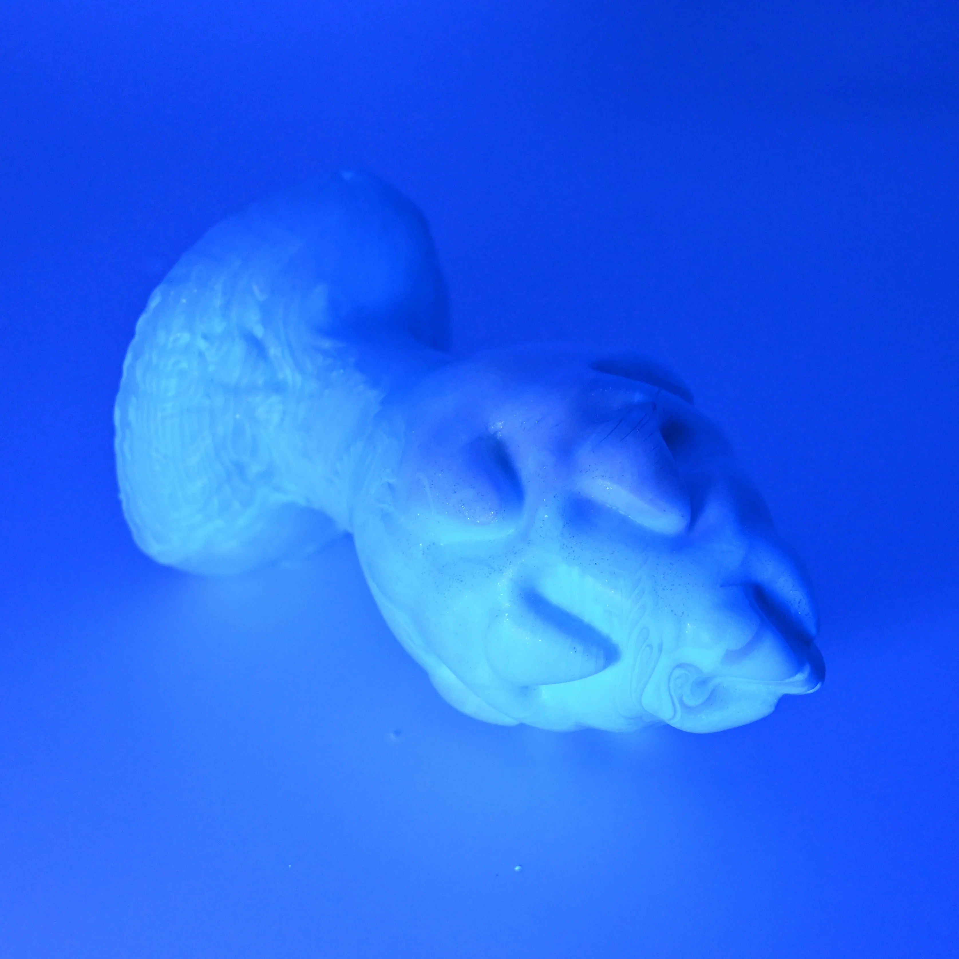 F3MGG82 Dragonfruit Plug Medium 0050 UV GITD - Image 3