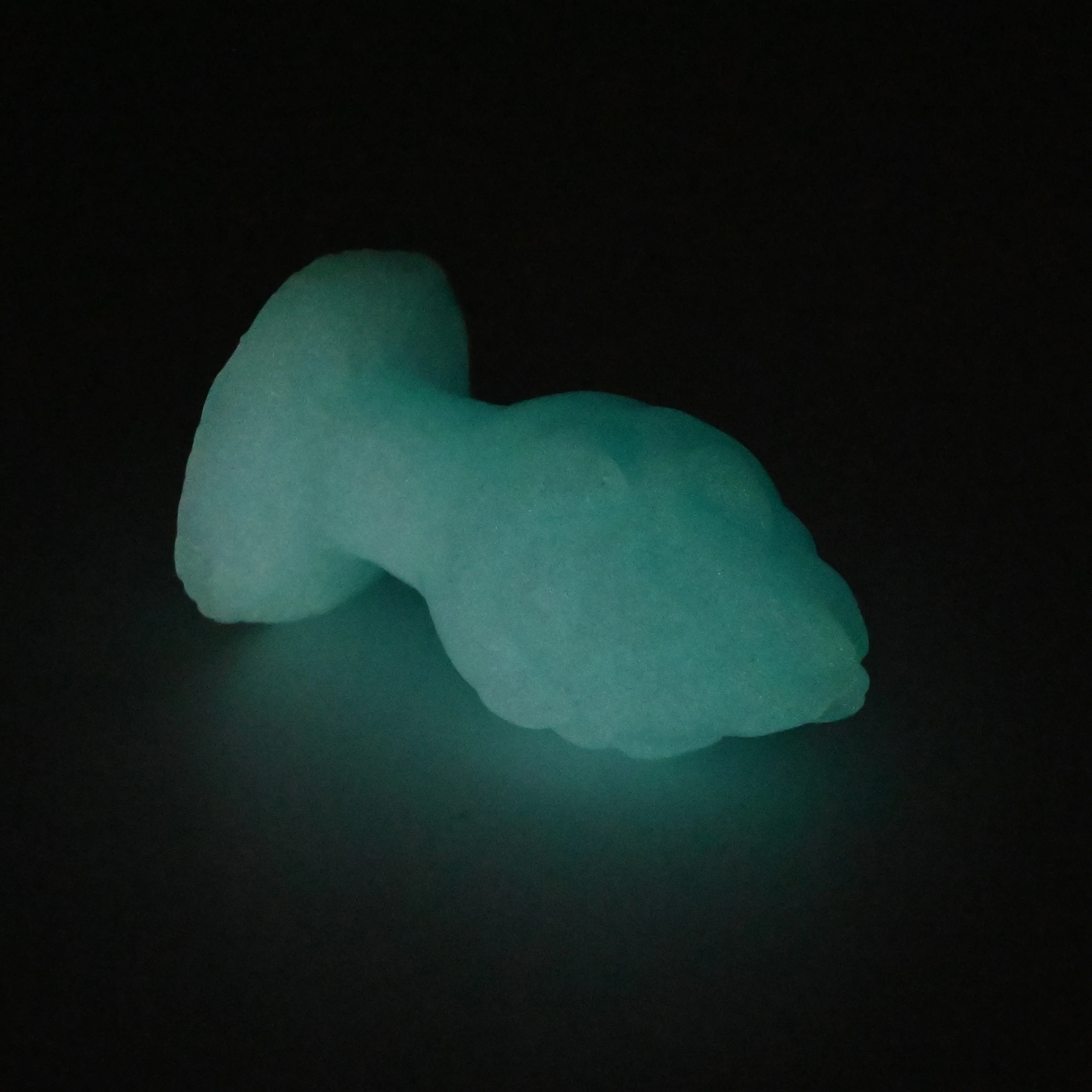 F1SGC66 Dragonfruit Plug Mini 0030 UV GITD - Image 4