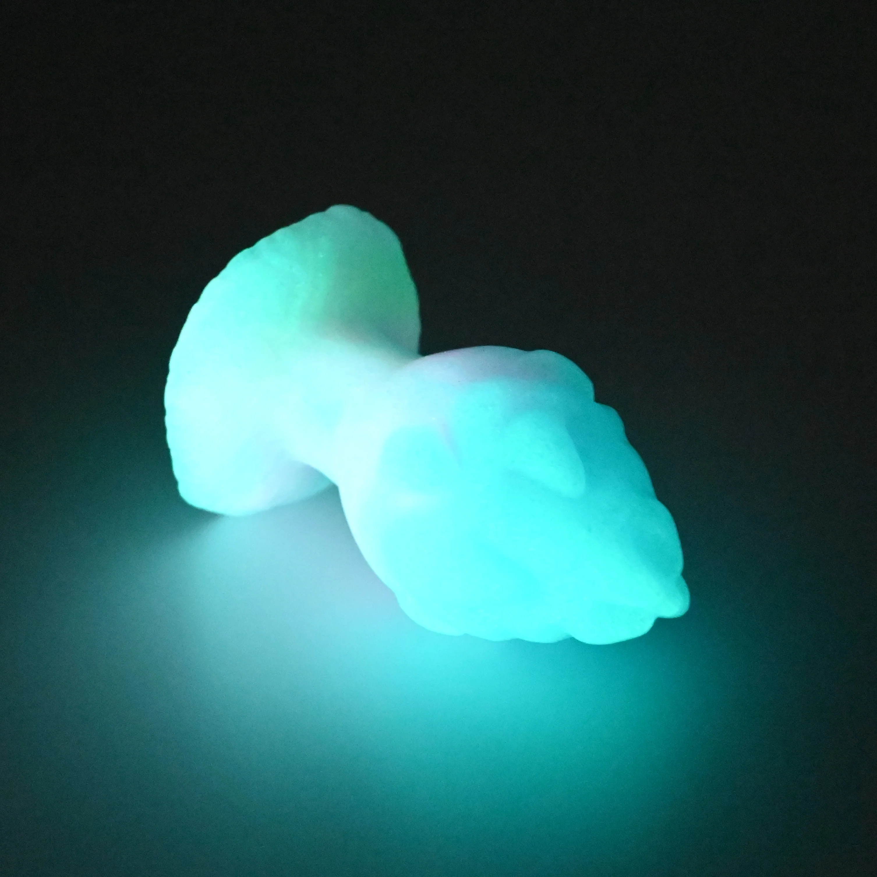 F1MGM66 Dragonfruit Plug Mini 0050 UV GITD - Image 4
