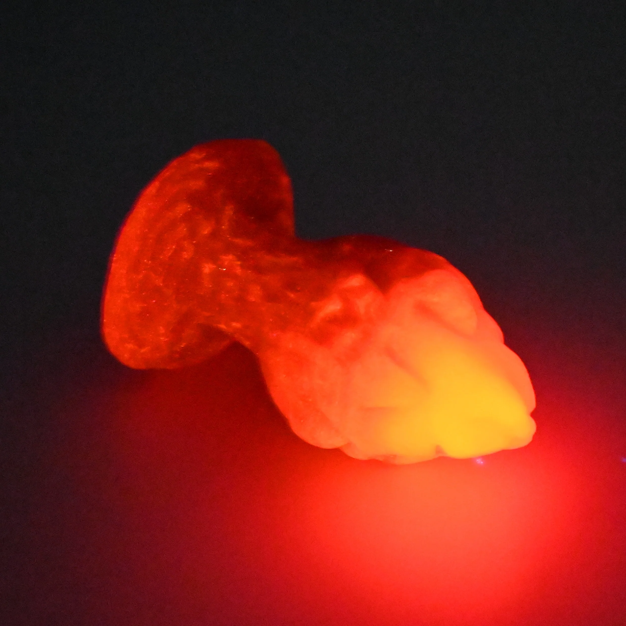 F1SGP43 Dragonfruit Plug Mini 0030 UV GITD - Image 4