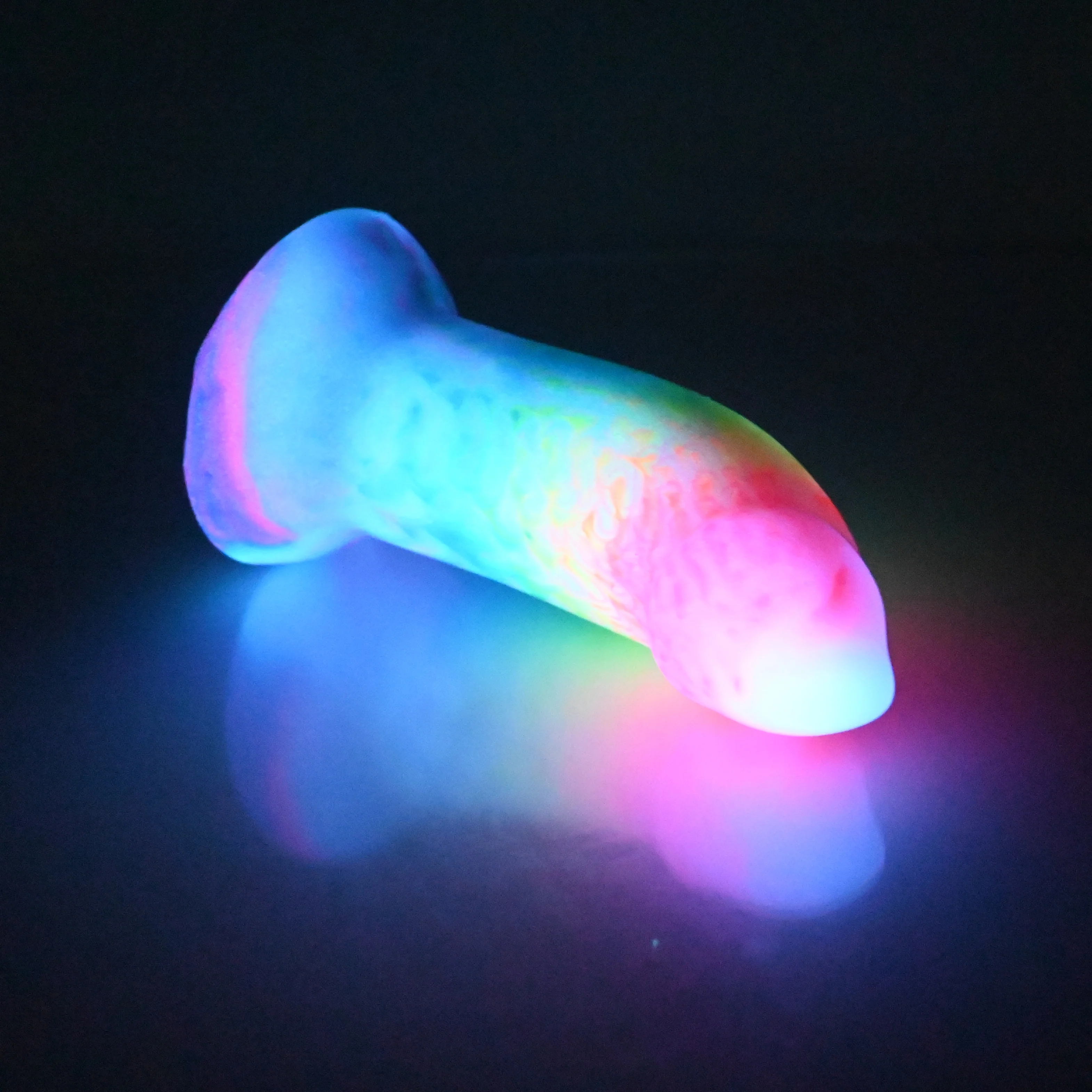 E2MCY86 Everyday Goblin 0050 UV GITD - Image 4