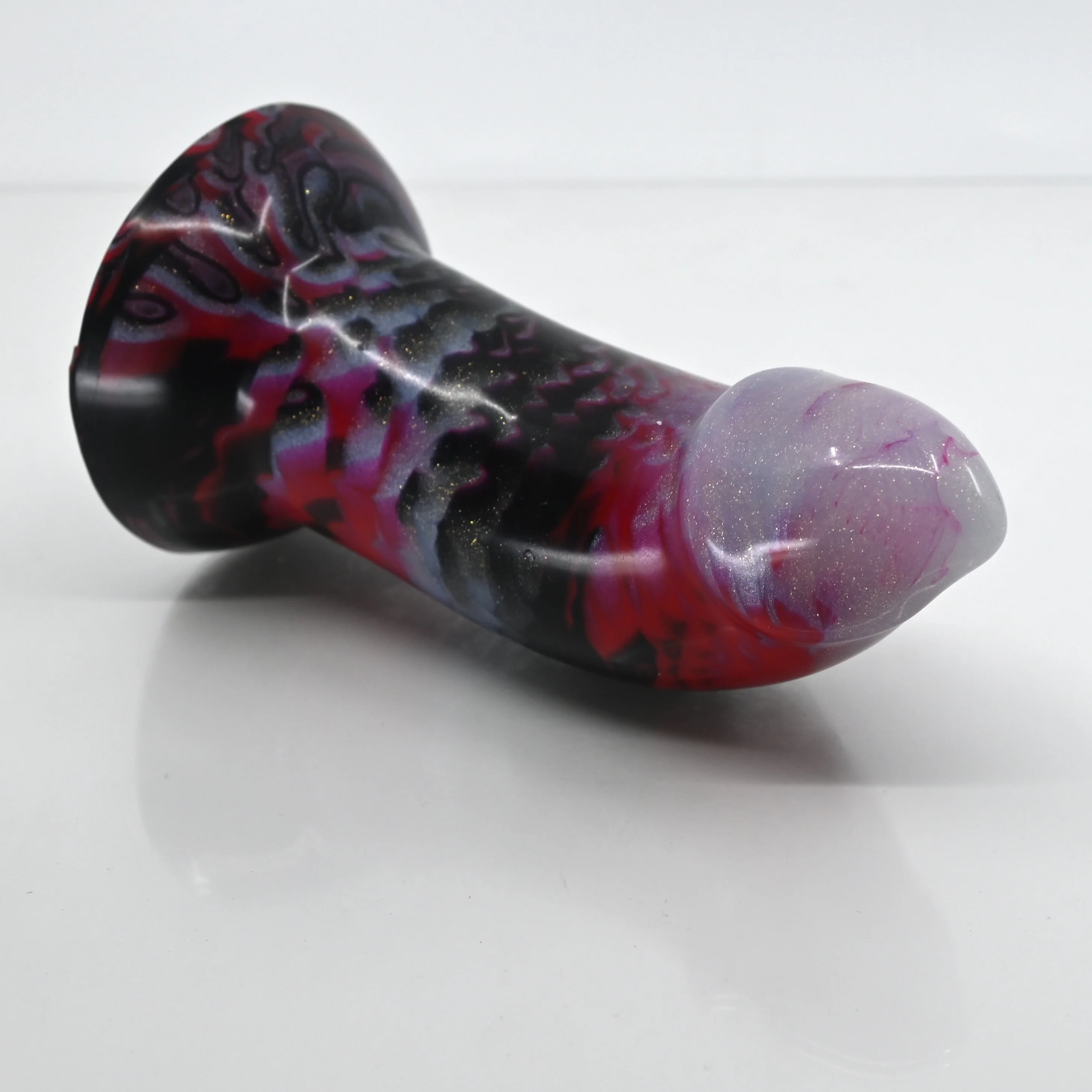 E2MCW08 Everyday Goblin 0050 UV GITD