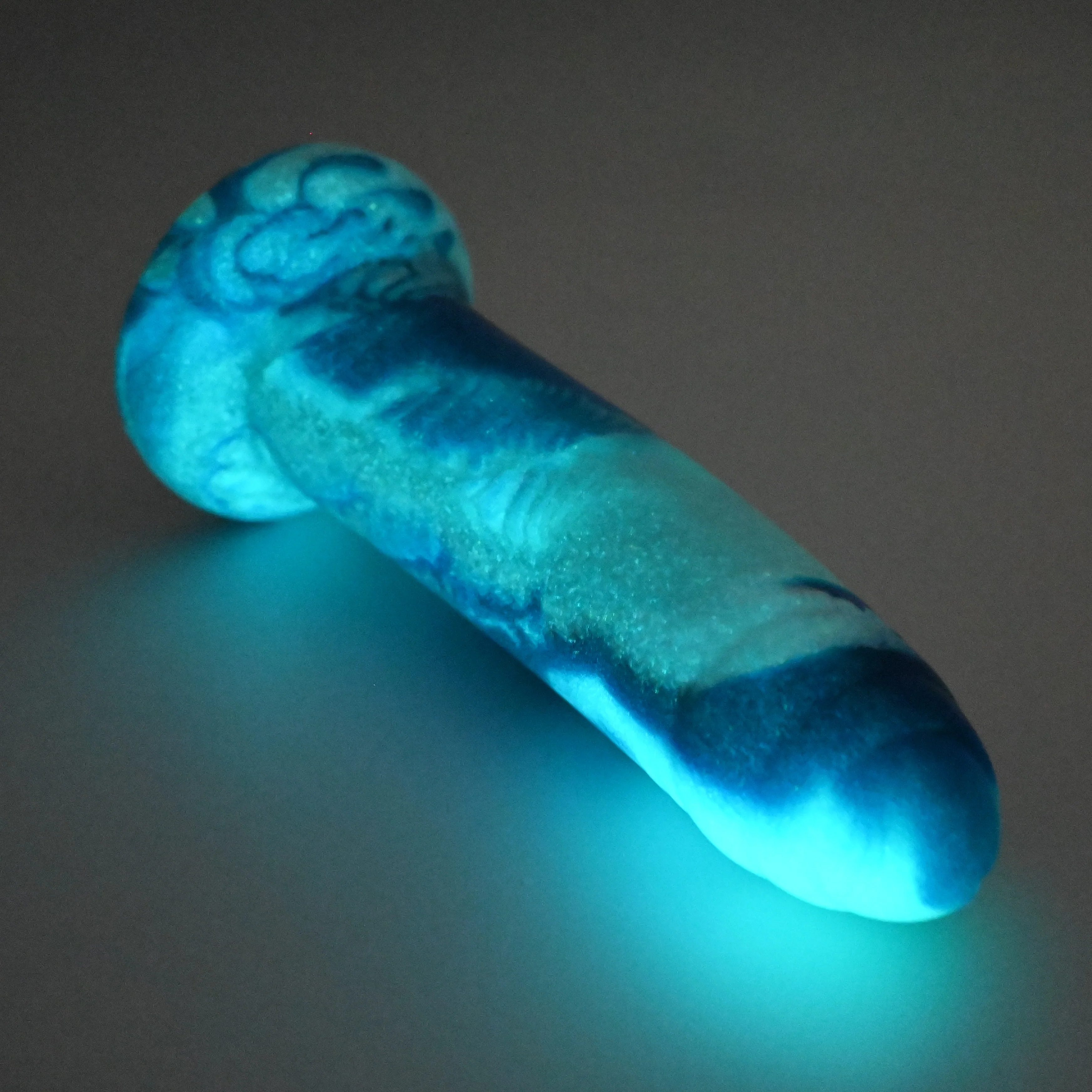 M3MGH41 Ferrus Medium 0050 UV GITD - Image 4