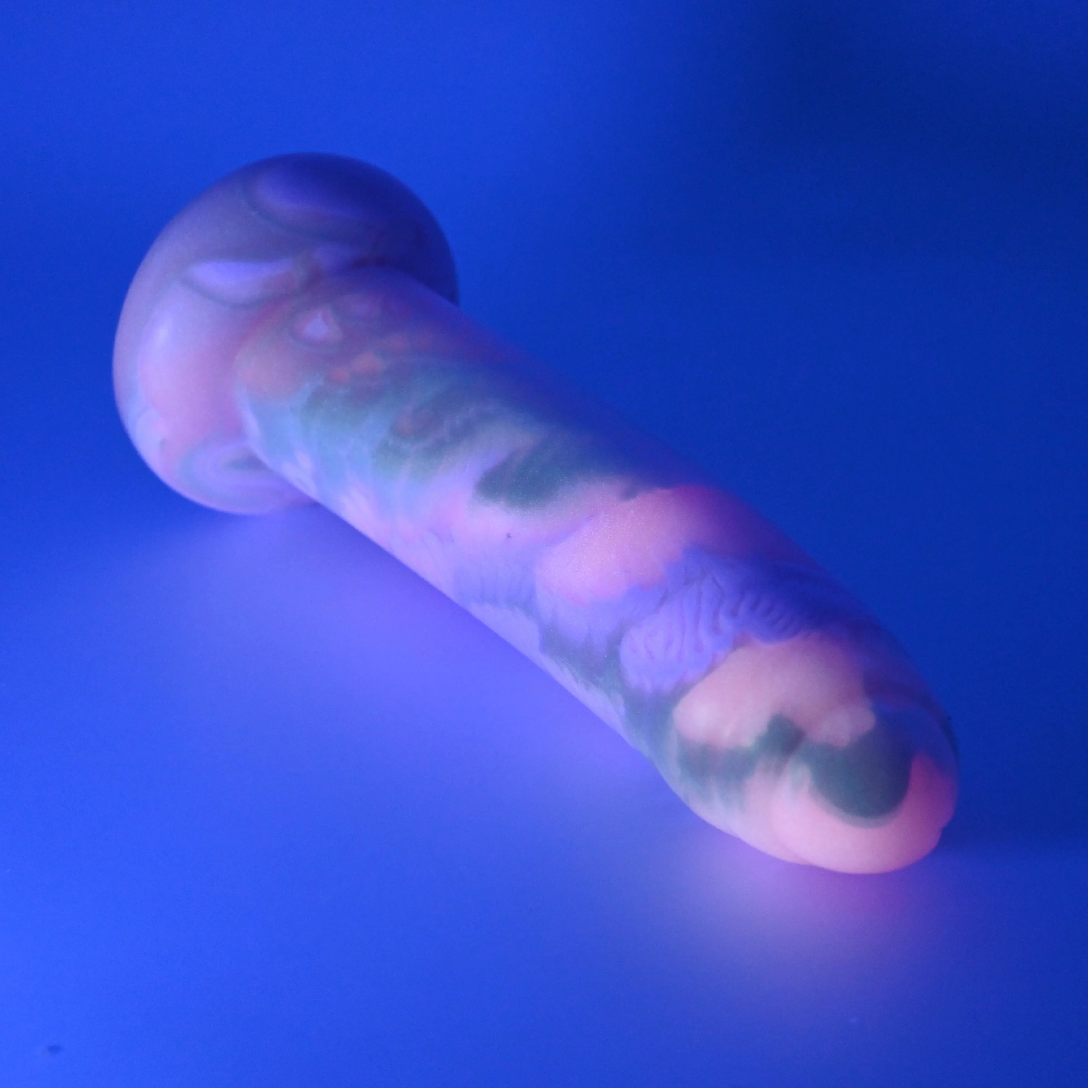 M3MGN07 Ferrus Medium 0050 UV GITD - Image 3