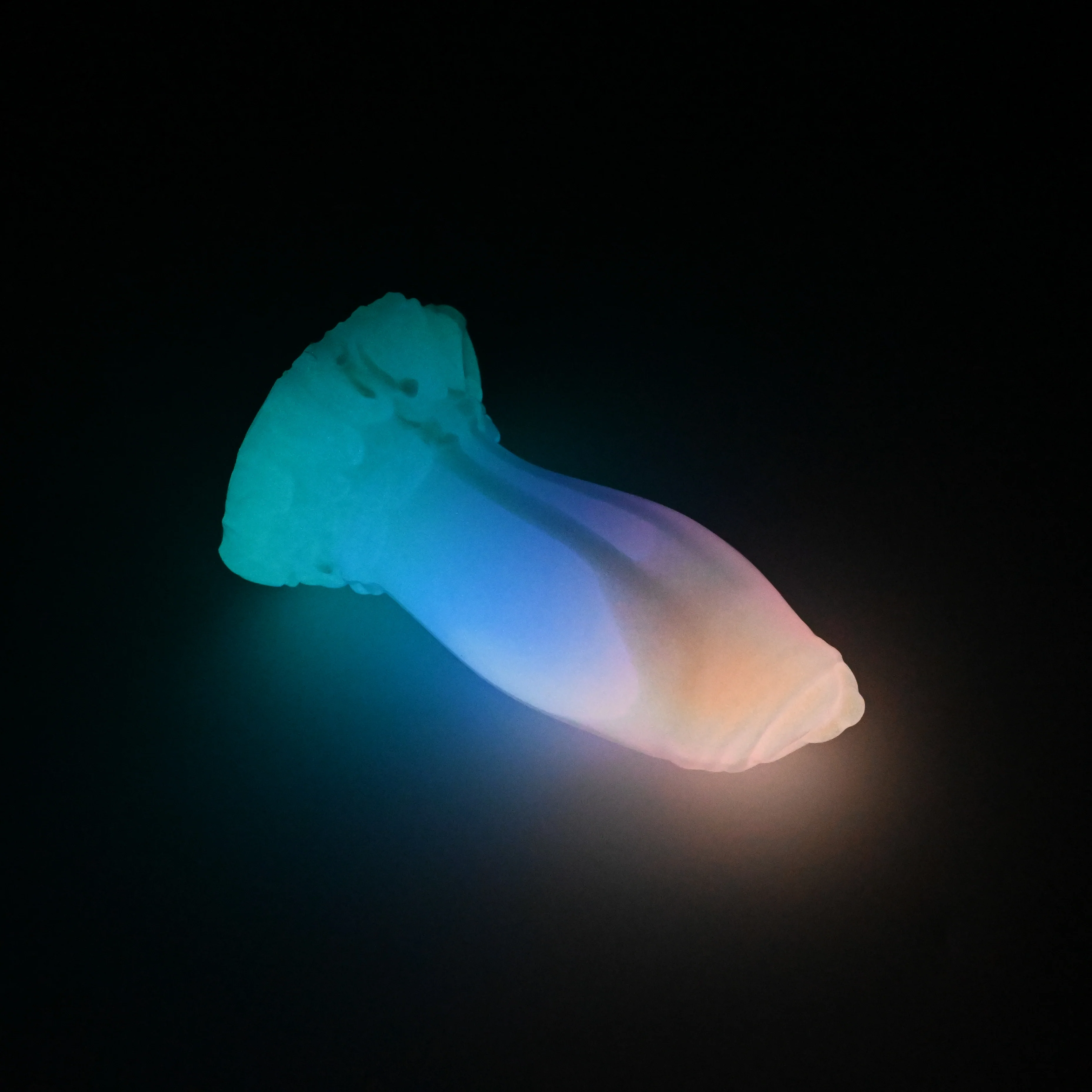 82SJA28 Hue Small 0030 UV GITD CS - Image 4