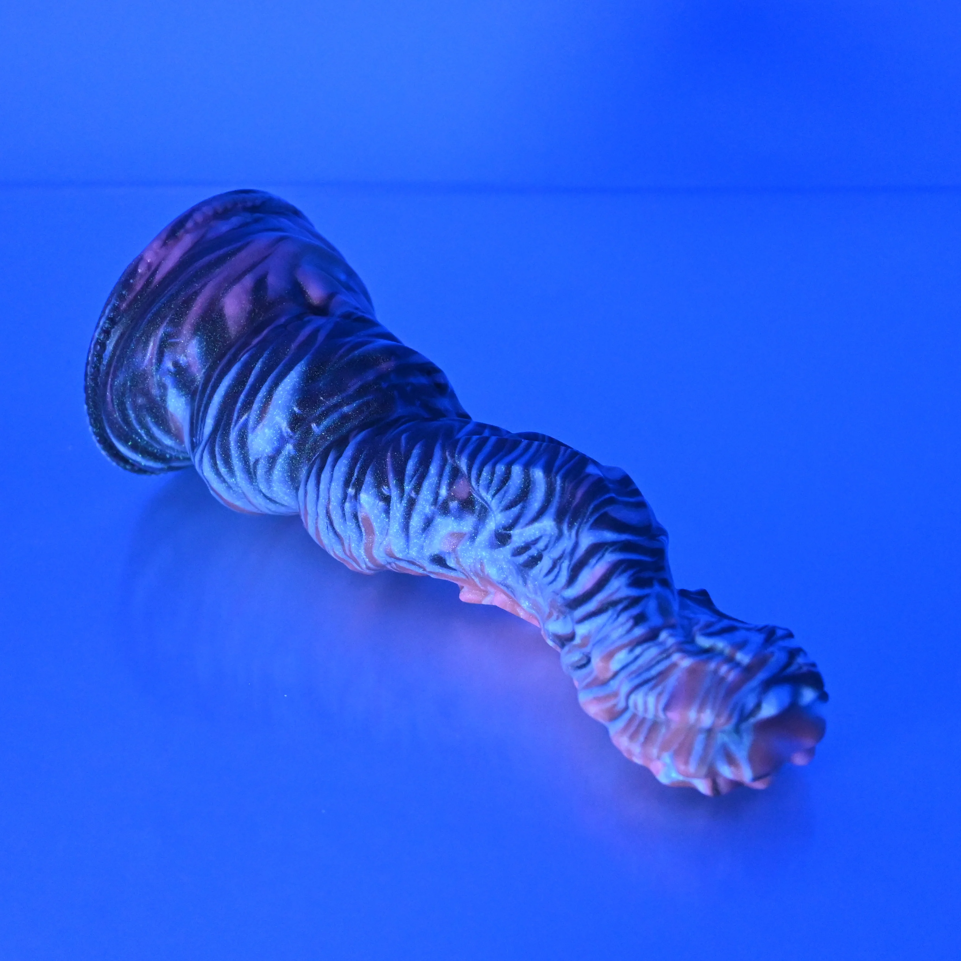 H2MDF64 Hydrae Small 0050 UV GITD - Image 3