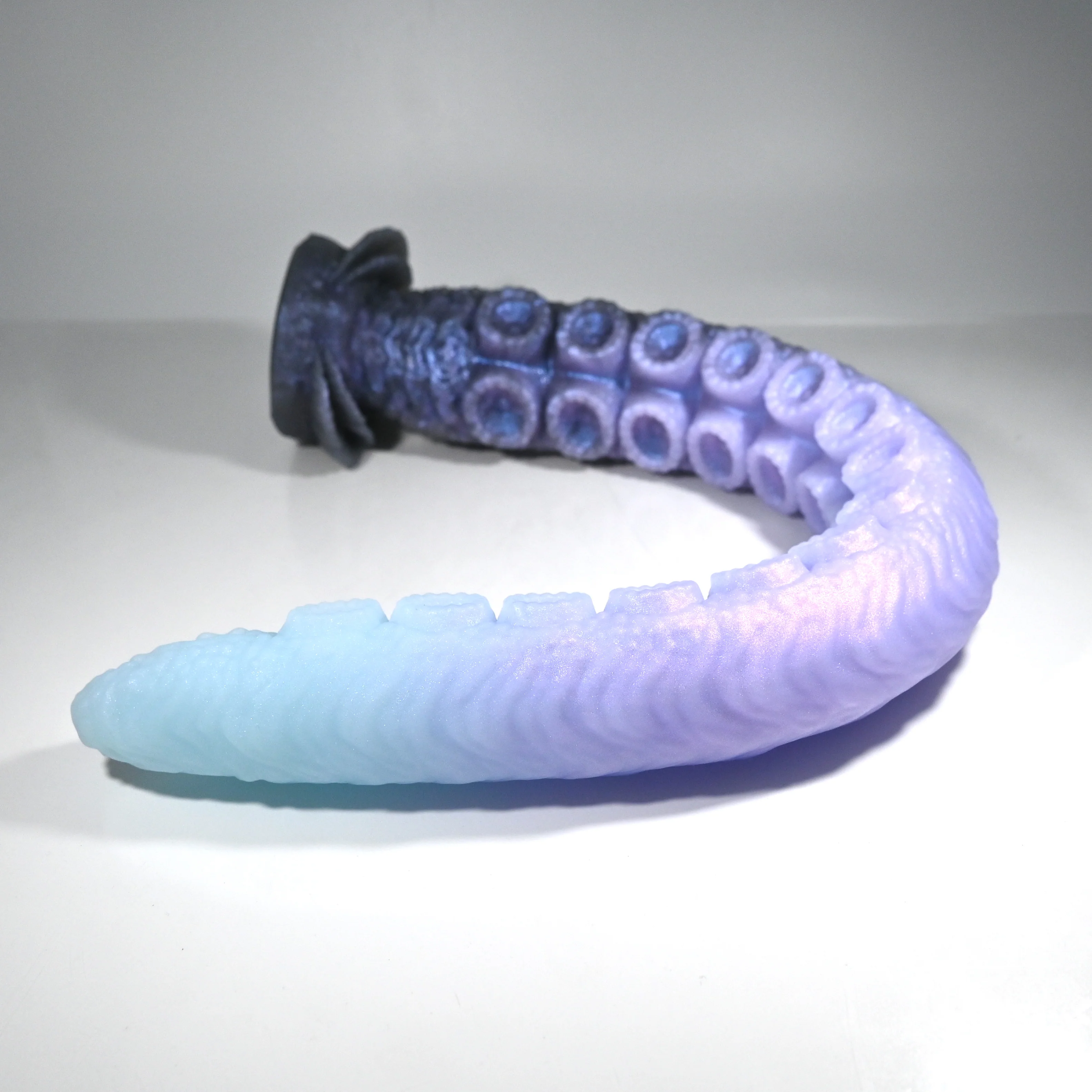 E4XFH37 Illex Large 0020 UV GITD CS - Image 2