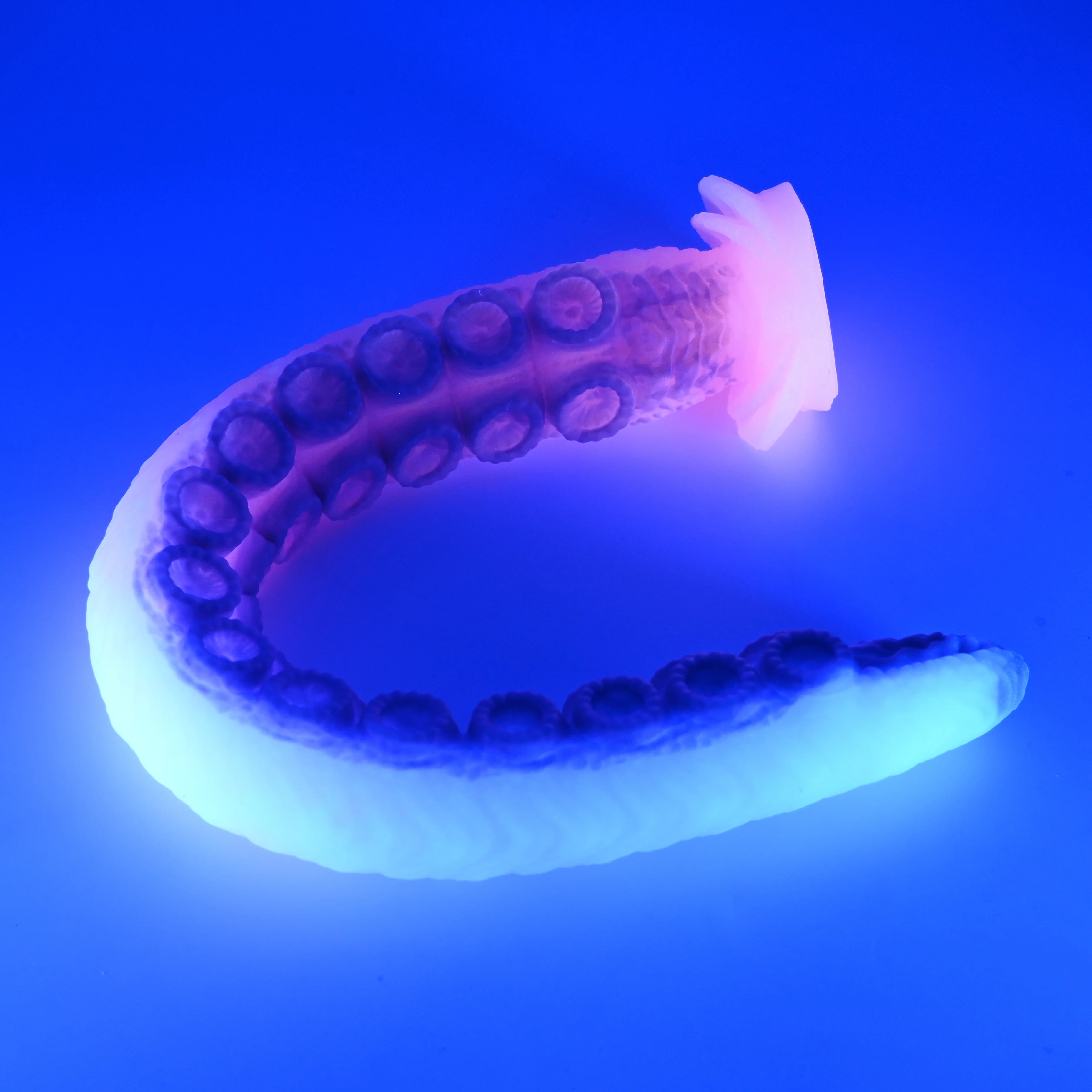 E4XJH32 Illex Large 0020 UV GITD CS - Image 3