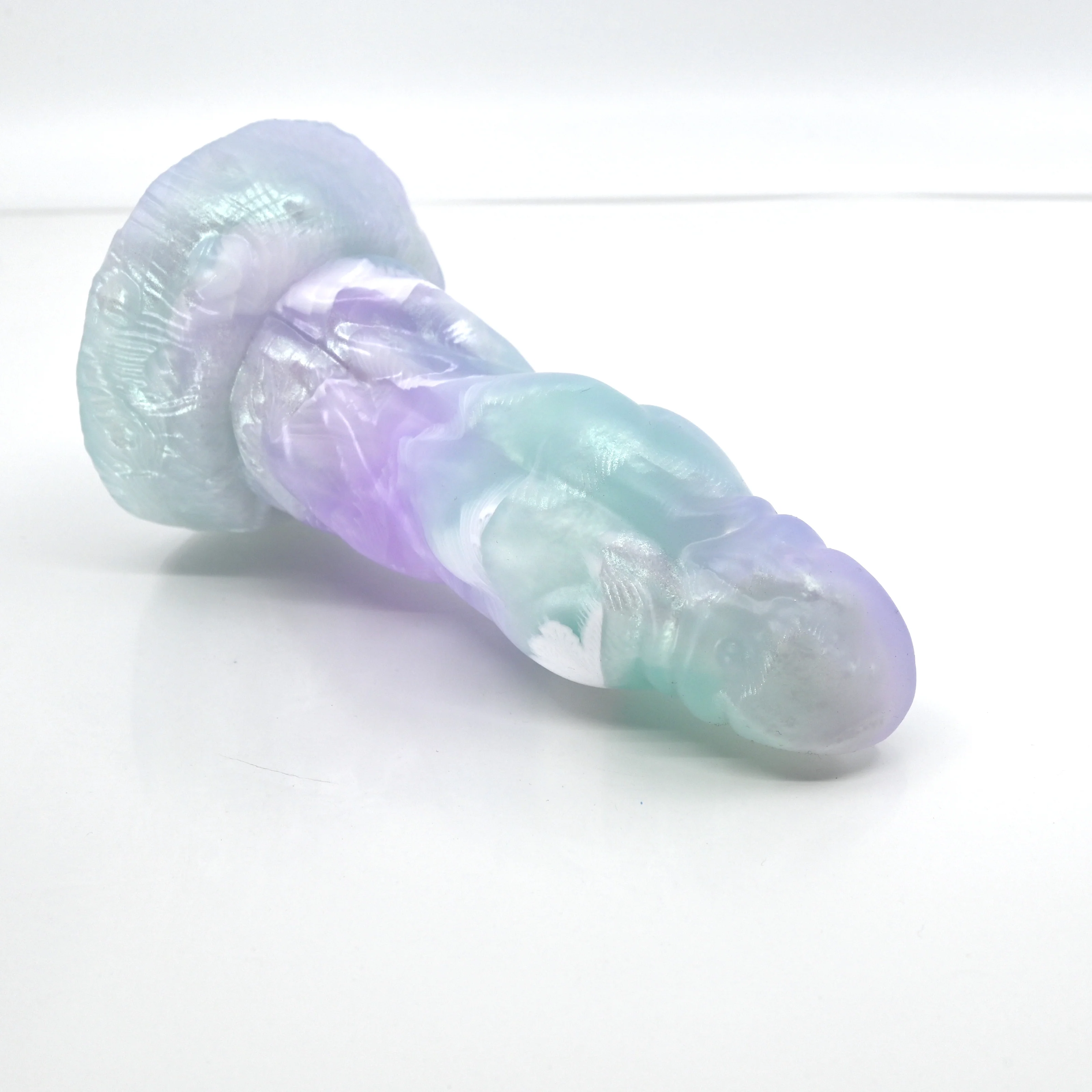 J2TCG31 Jupiter Small NC 0031 UV GITD