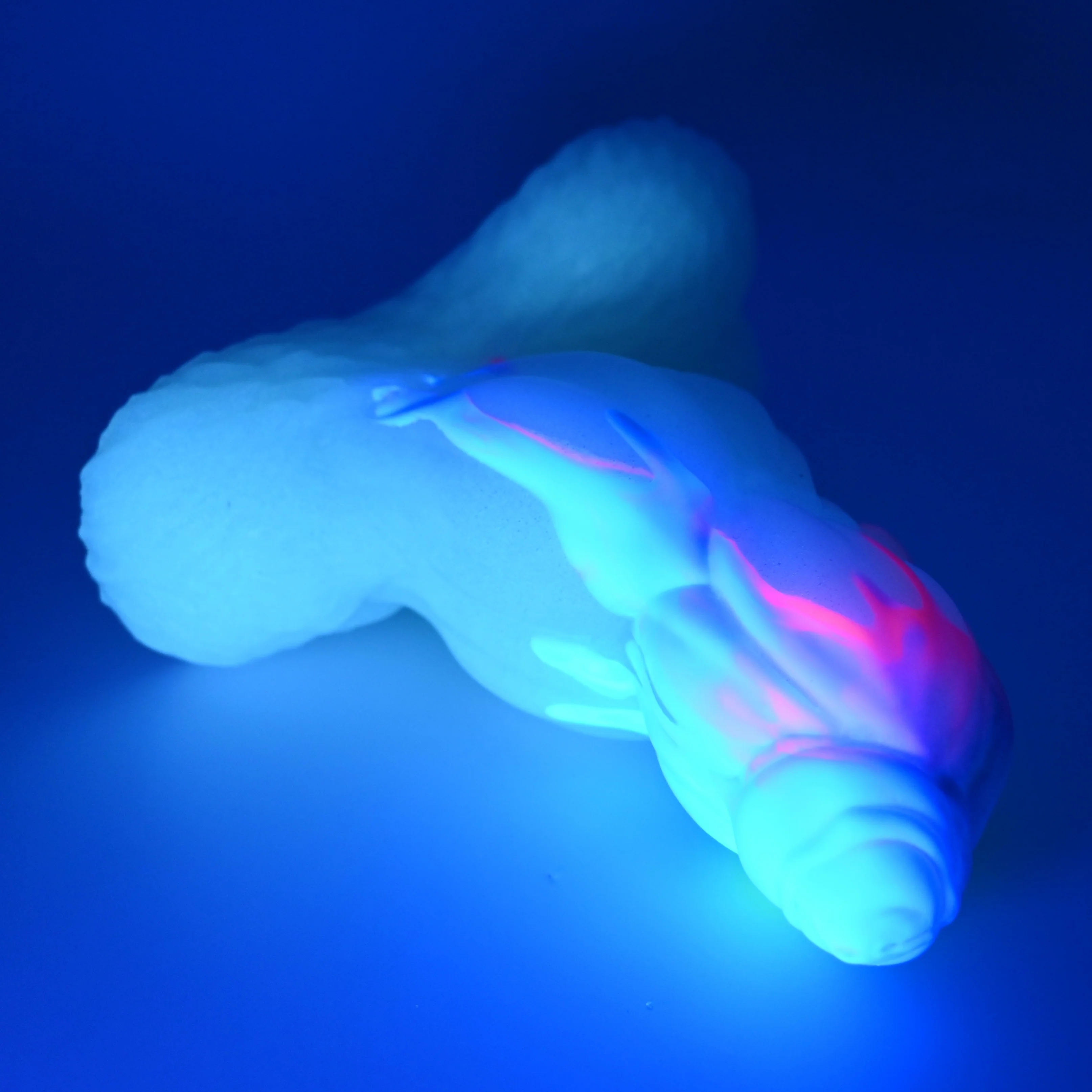 Y3MGJ83 Kong Medium 0050 UV GITD - Image 3