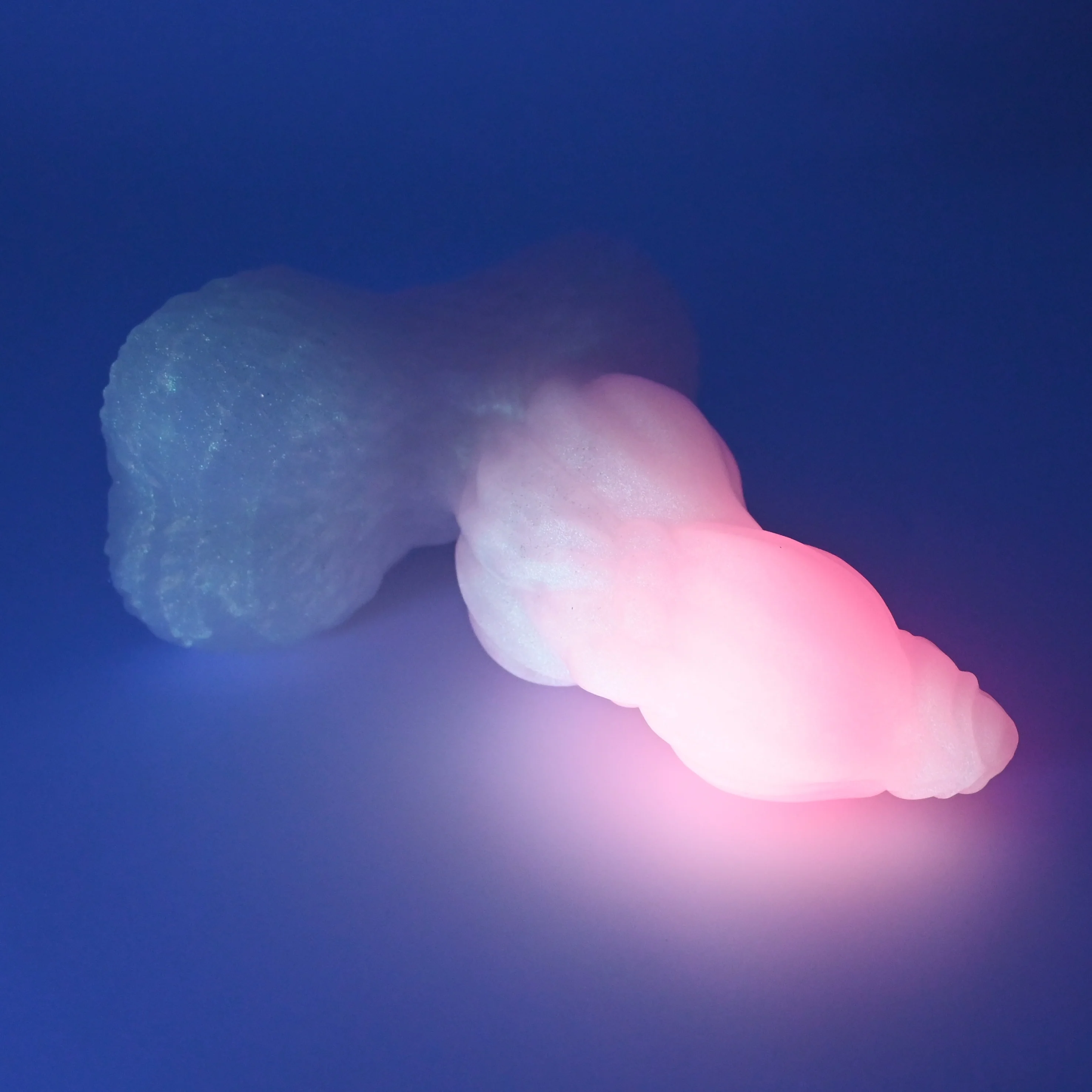 Y2SFZ02 Kong Small 0030 UV GITD - Image 3
