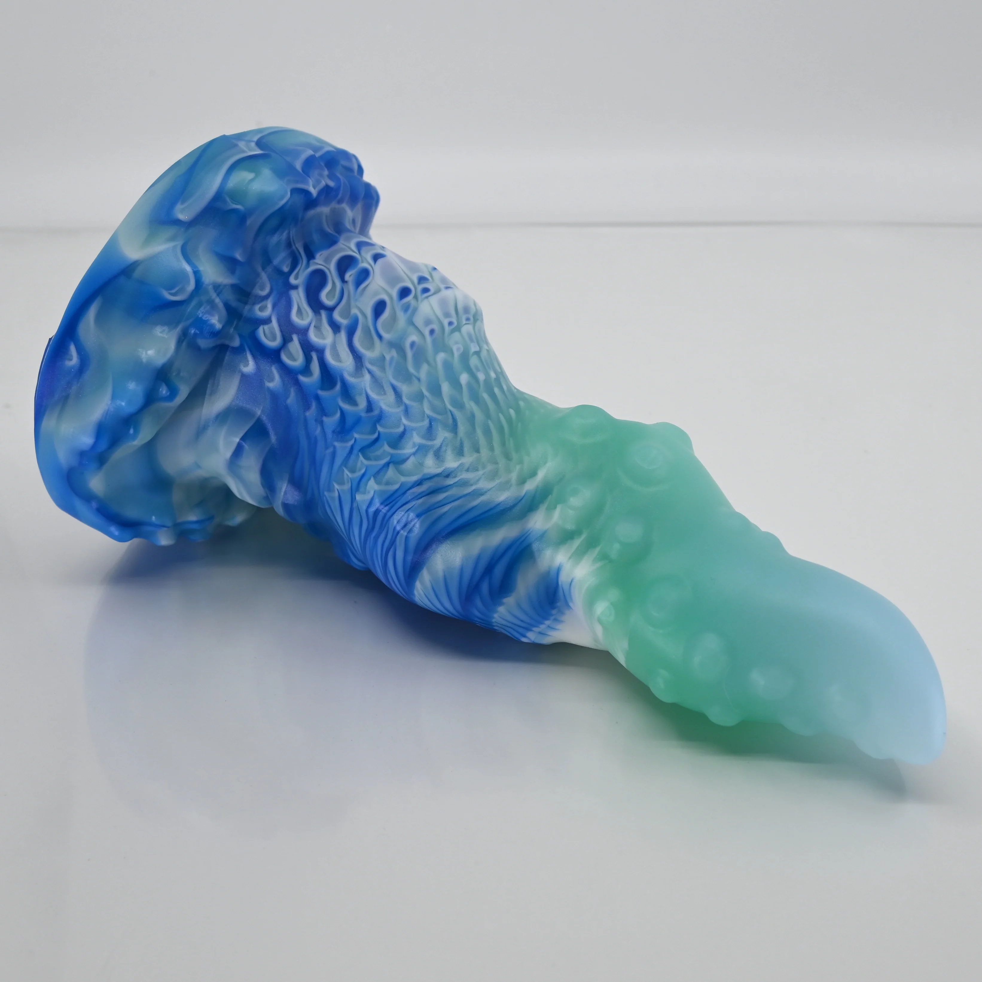 N3XCA40 Nereid Medium 0020 UV