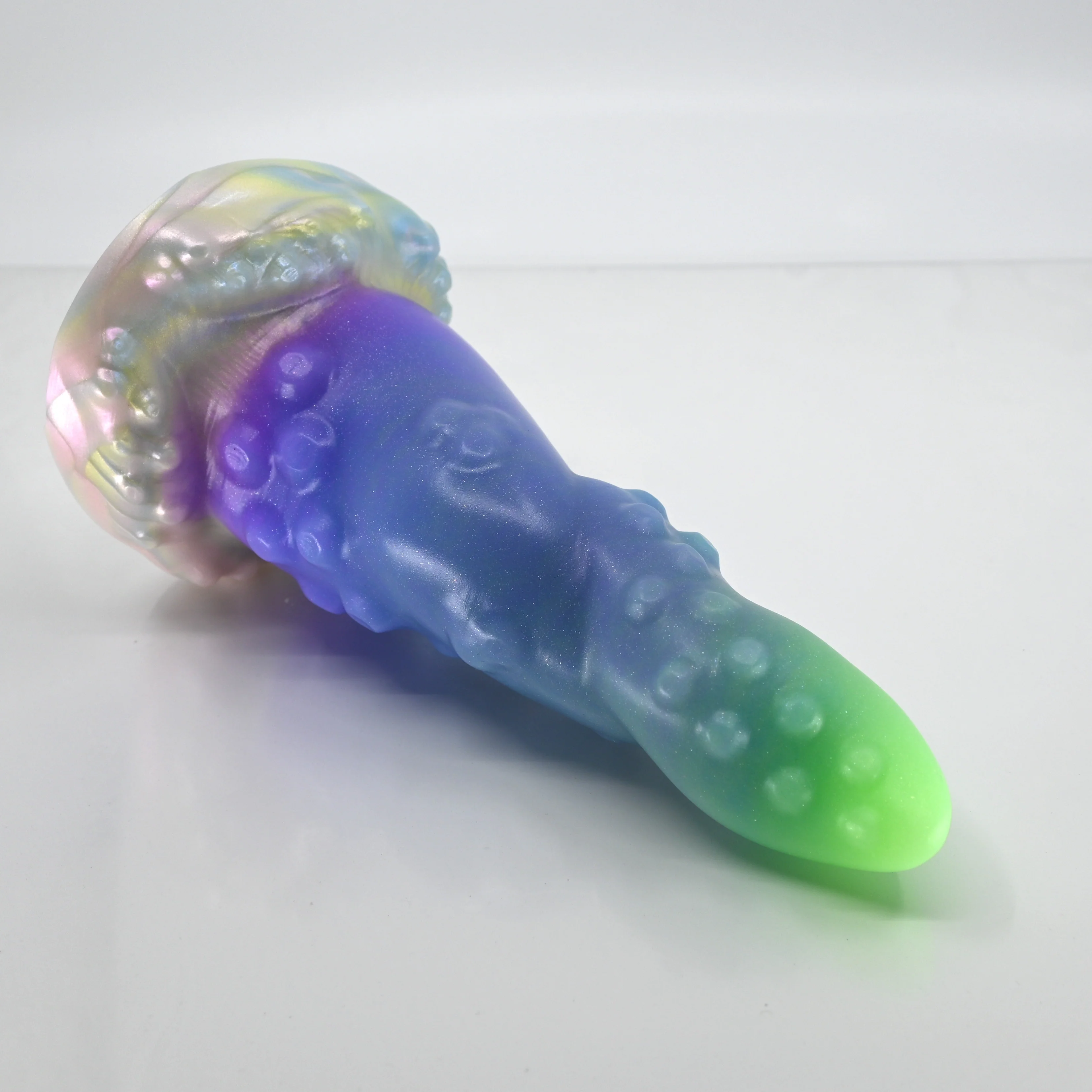 N3MBM76 Nereid Medium 0050 UV GITD
