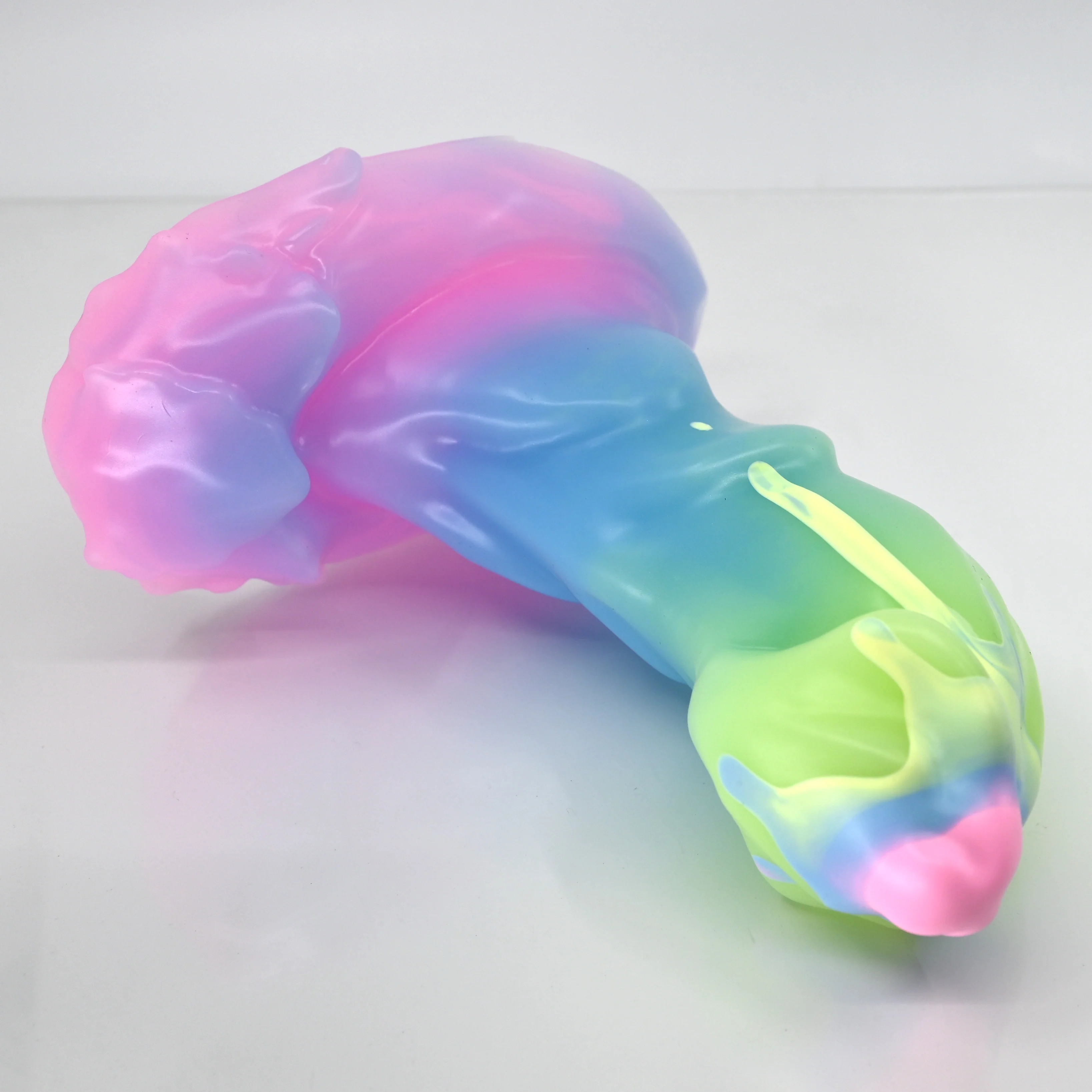 R3SEB37 Oberon Medium 0030 UV GITD