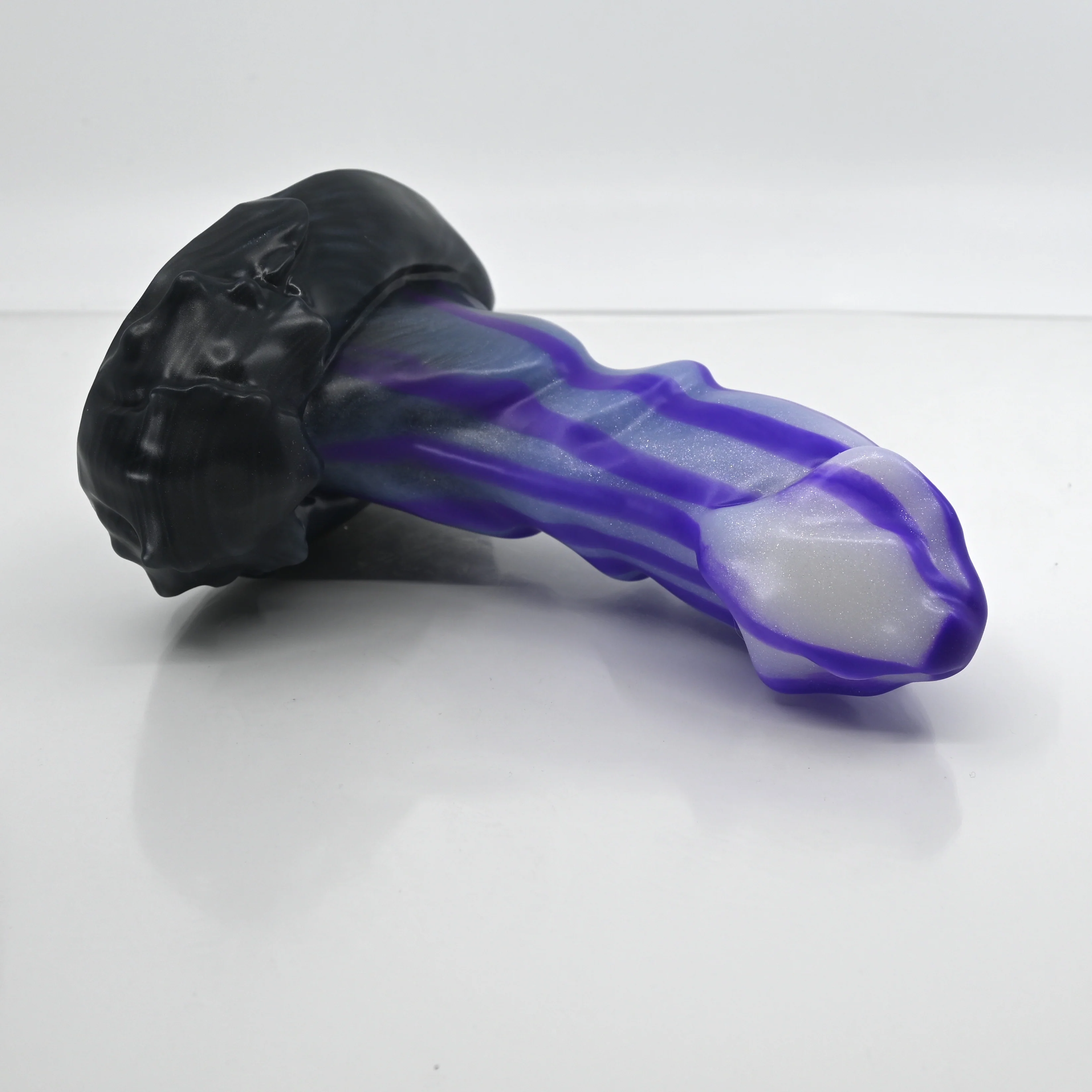 R3SCQ27 Oberon Medium 0030 UV GITD