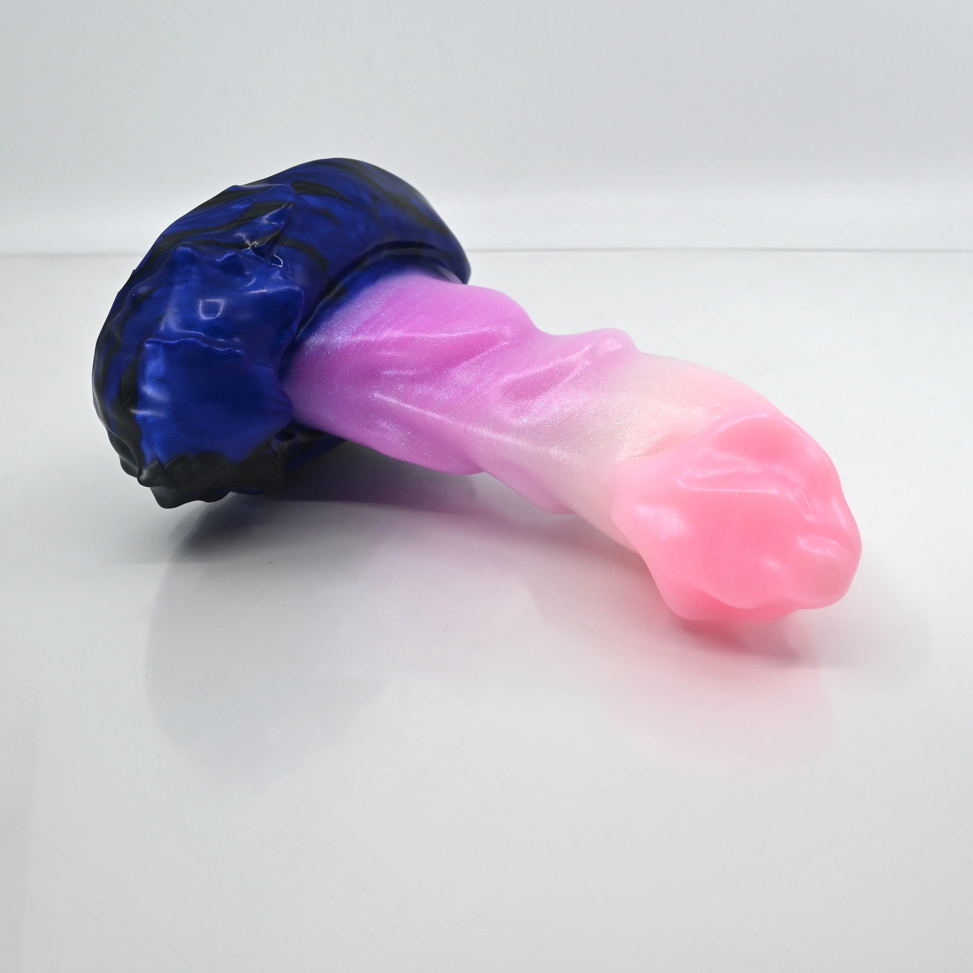 R3MCR56 Oberon Medium 0050 UV GITD
