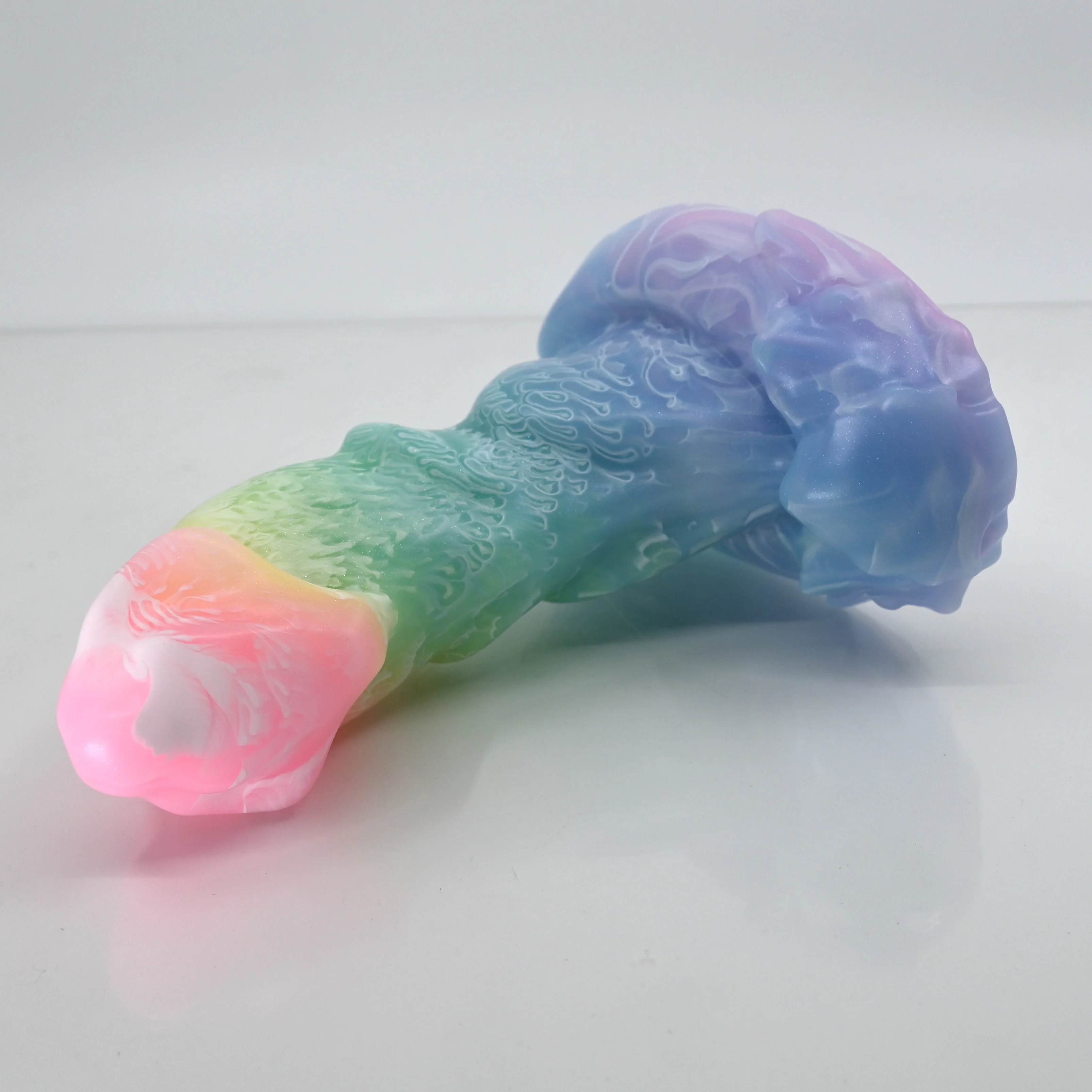 R3MCZ61 Oberon Medium 0050 UV GITD