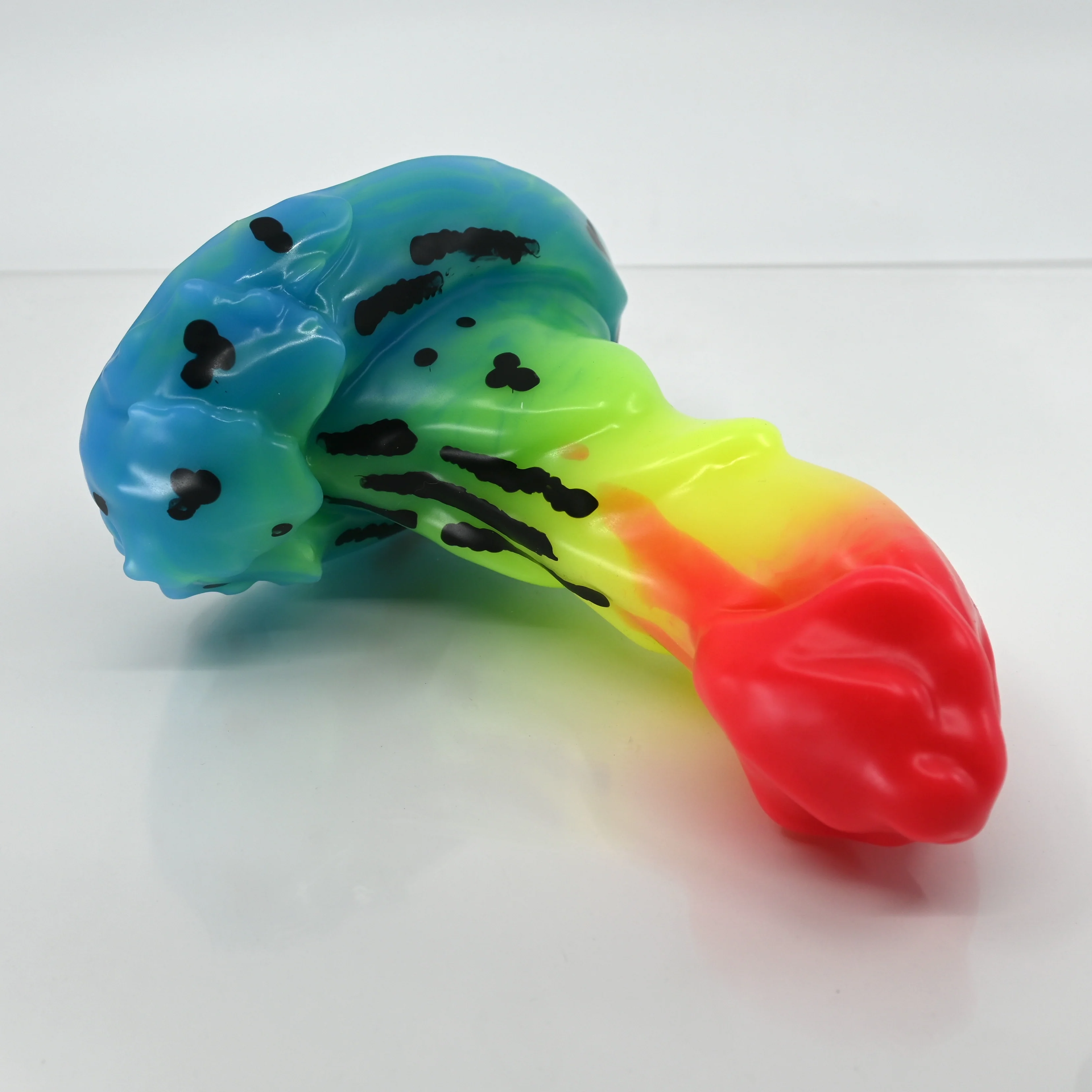 R3MDJ03 Oberon Medium 0050 UV GITD