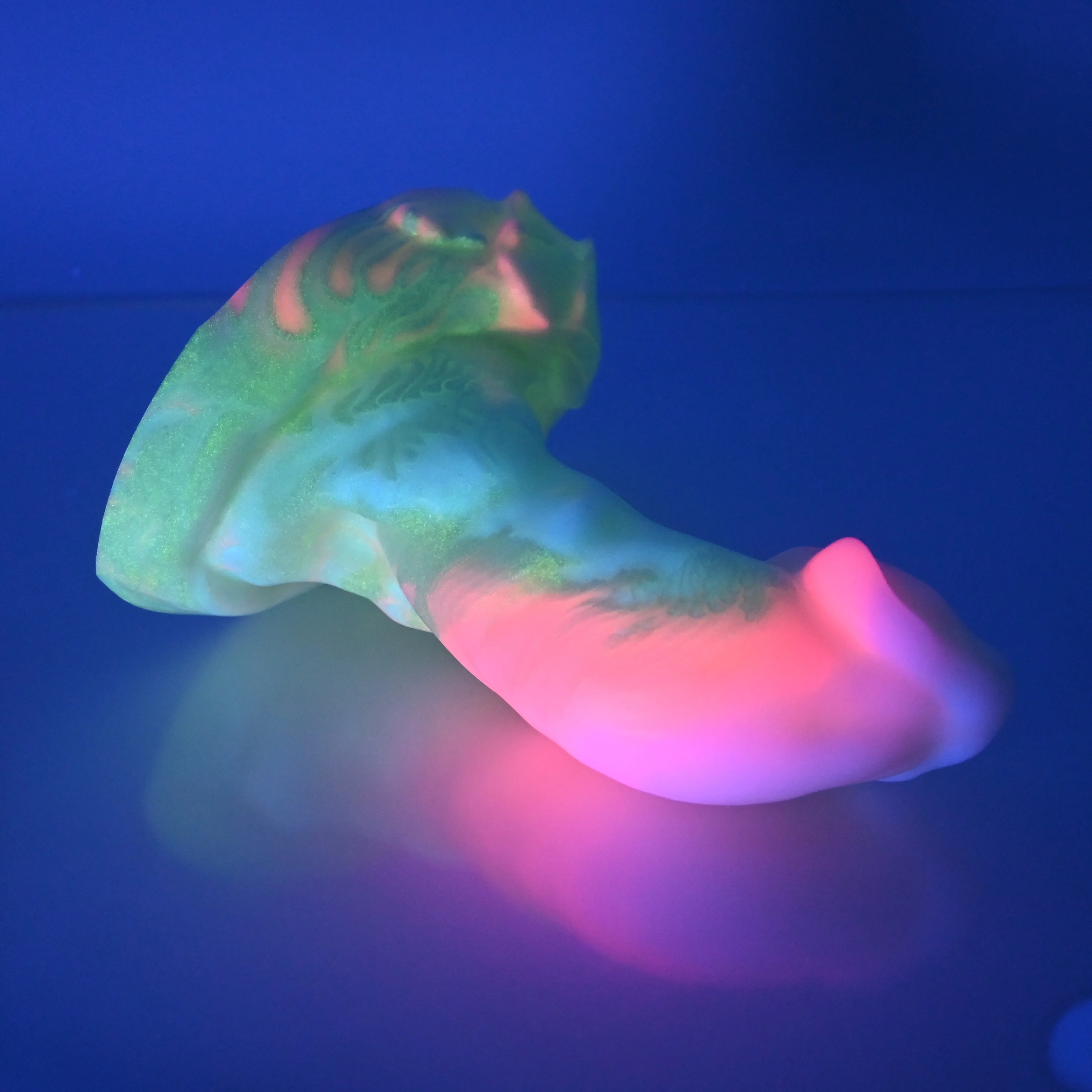 R3MDJ05 Oberon Medium 0050 UV GITD - Image 4